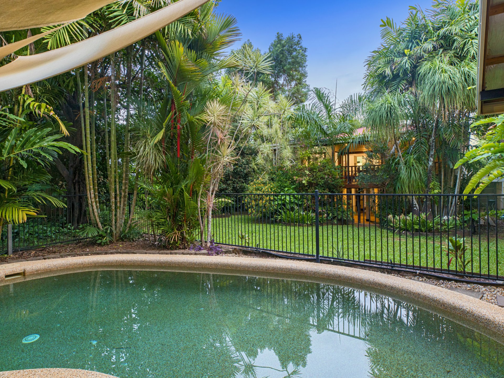 6 Draper Place, WHITFIELD