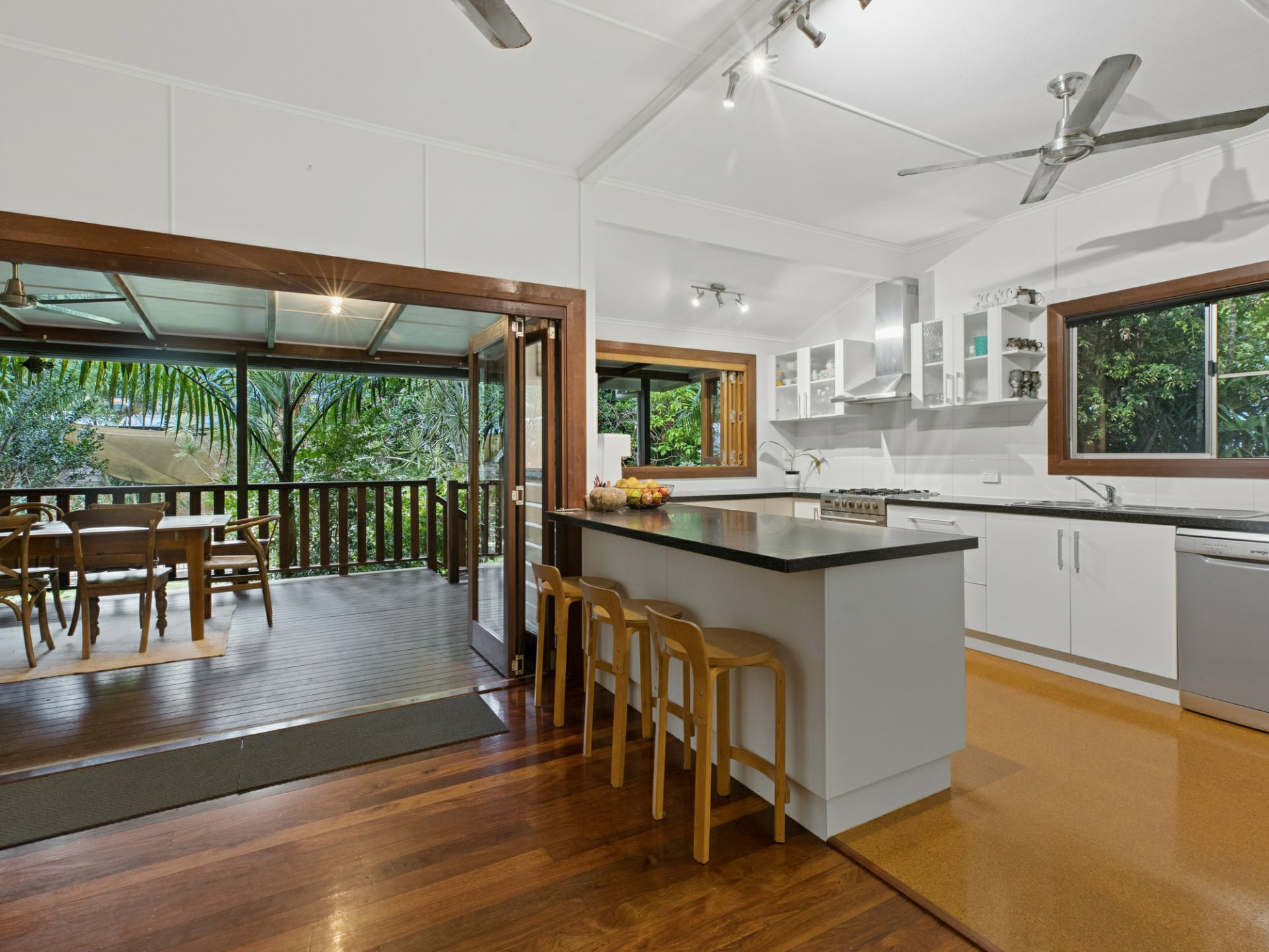 6 Draper Place, WHITFIELD