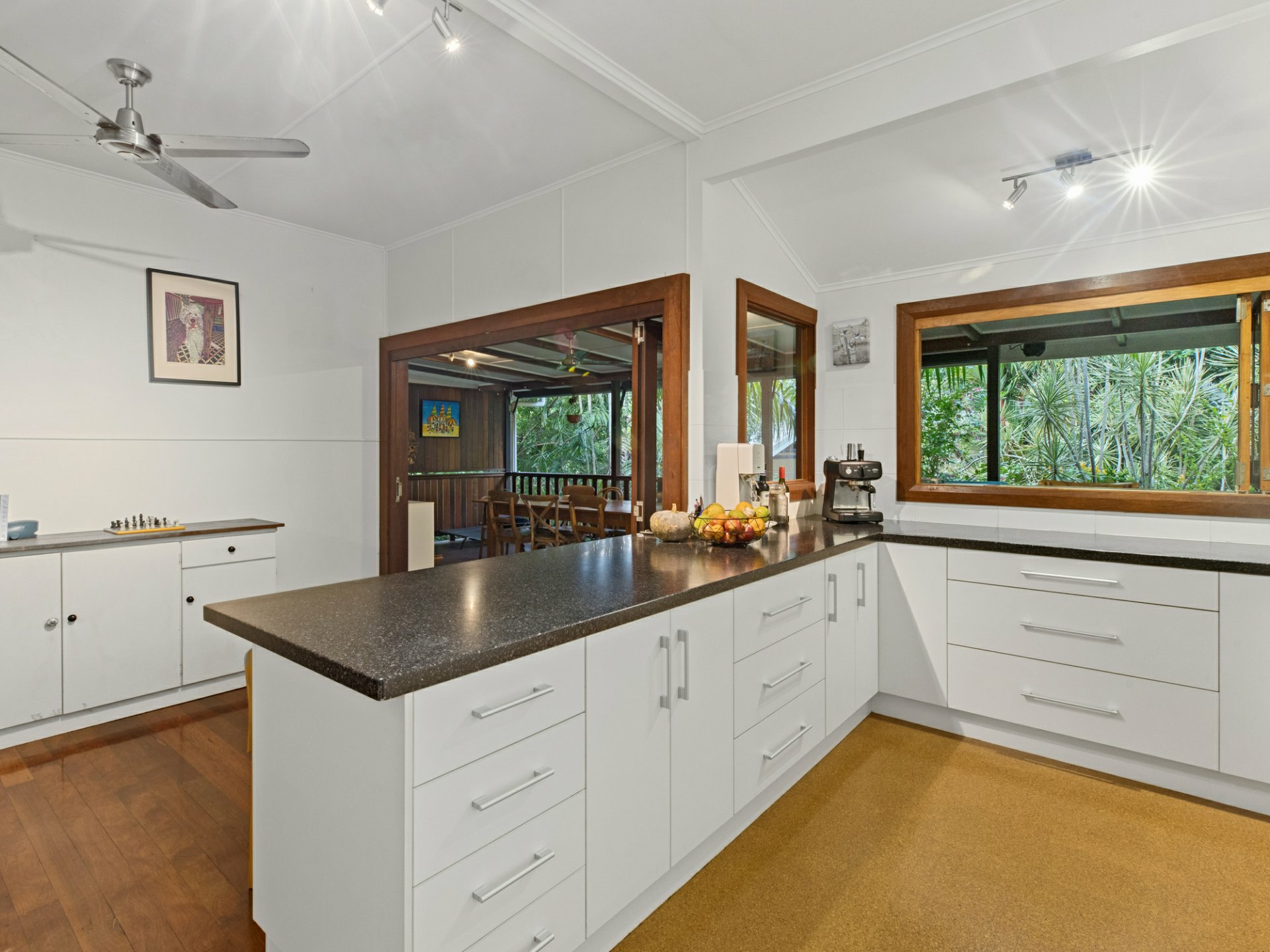 6 Draper Place, WHITFIELD