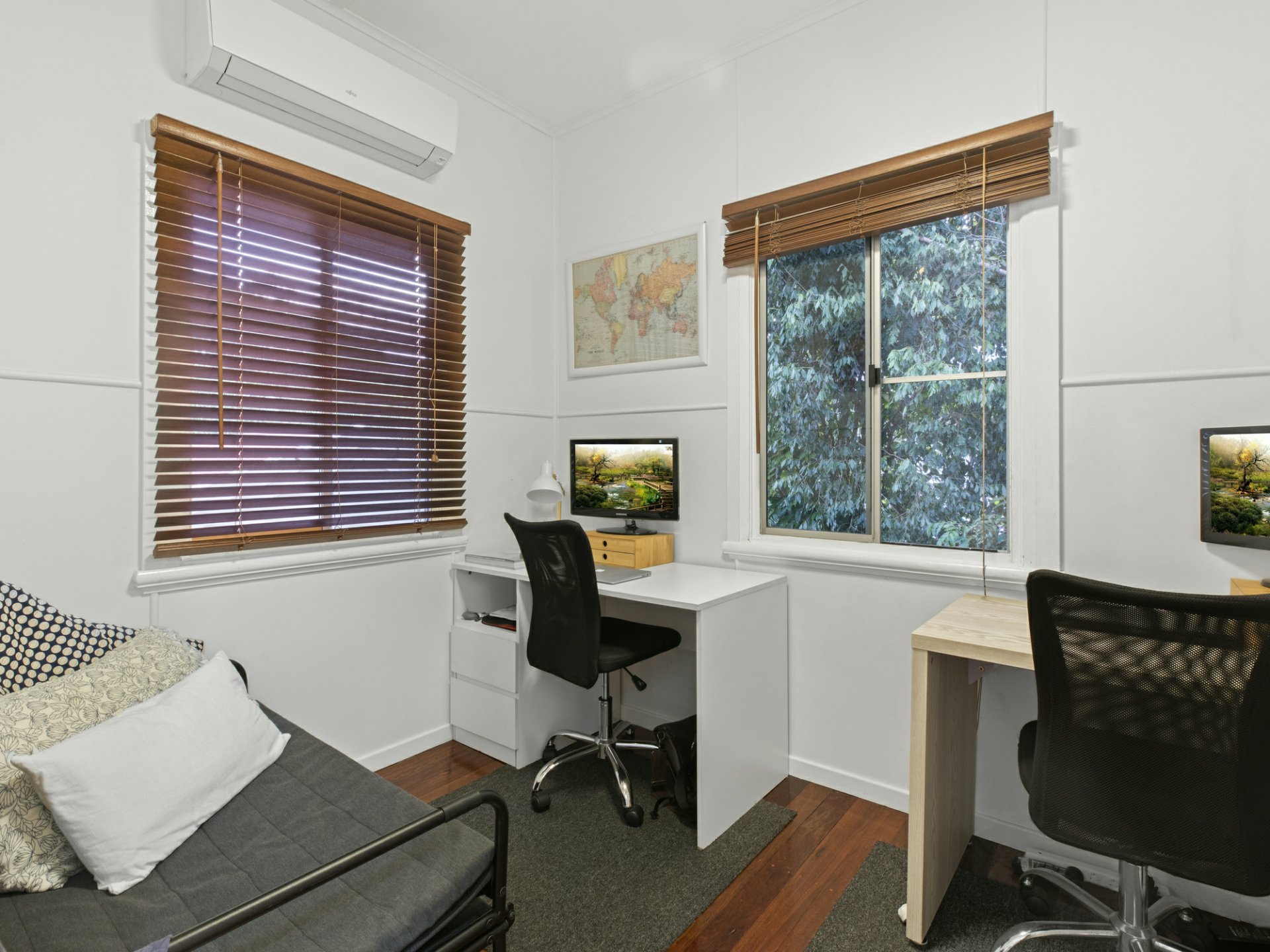 6 Draper Place, WHITFIELD
