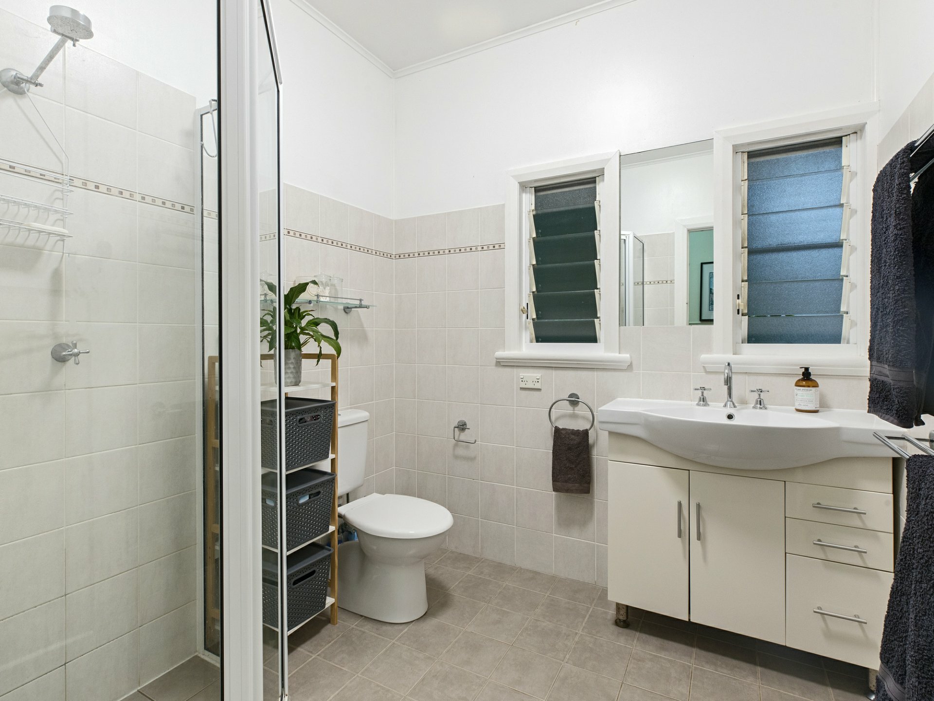 6 Draper Place, WHITFIELD