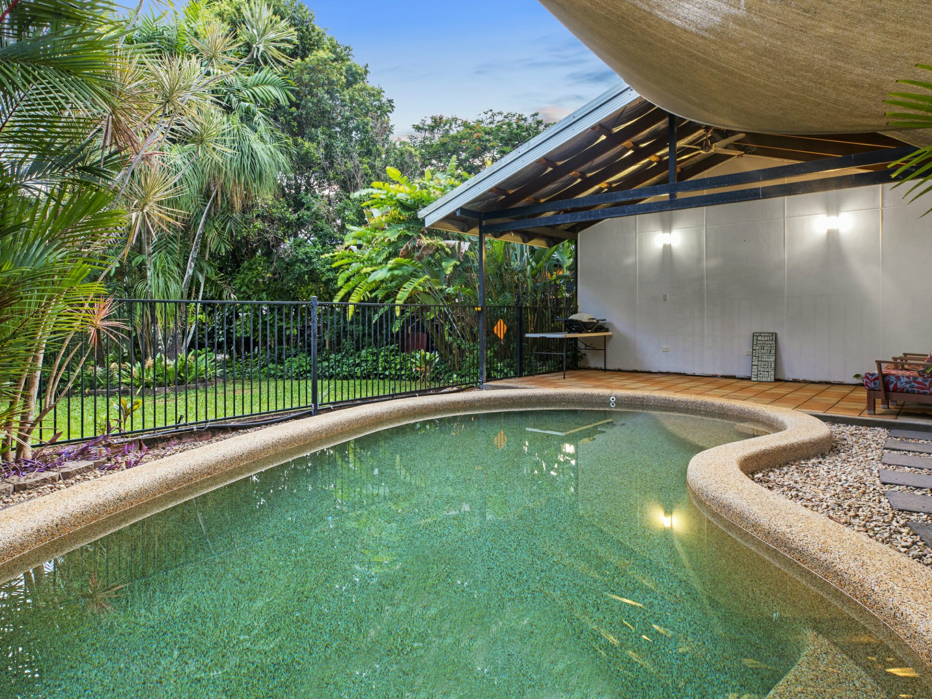 6 Draper Place, WHITFIELD