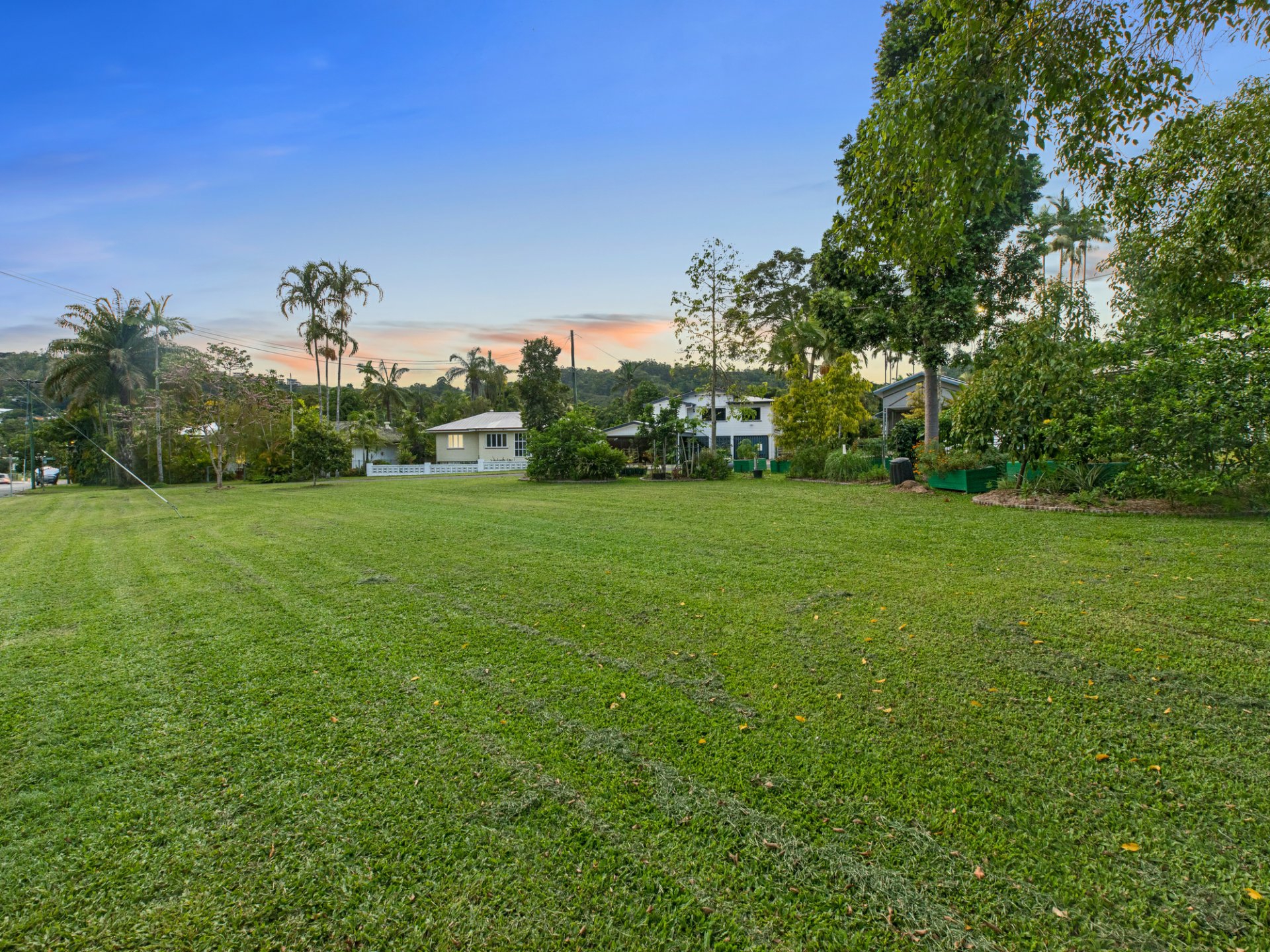 6 Draper Place, WHITFIELD
