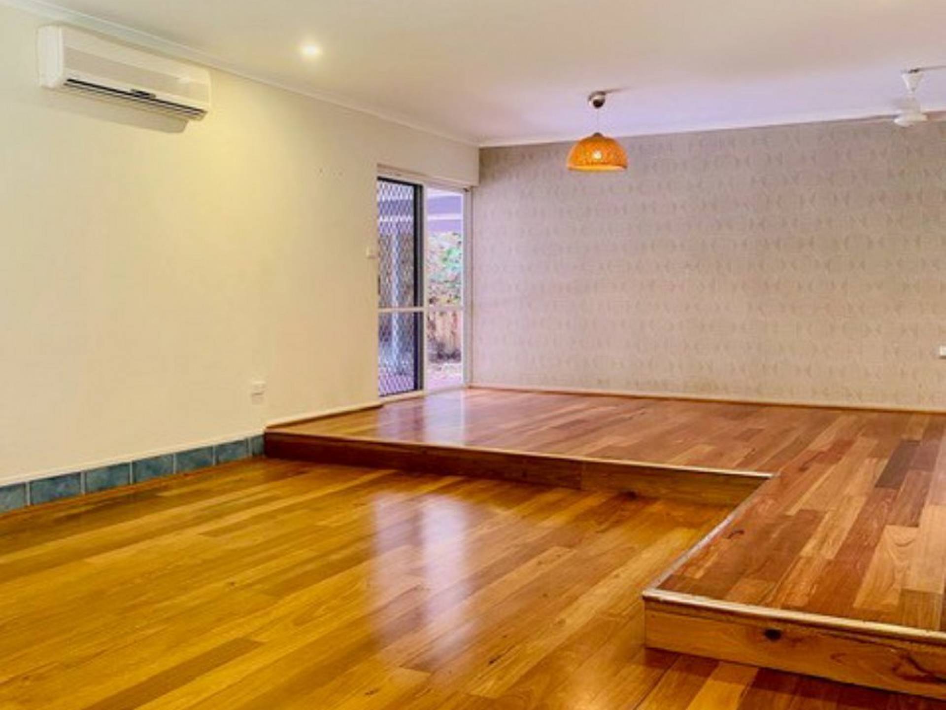 14-16 Leon Close, BRINSMEAD