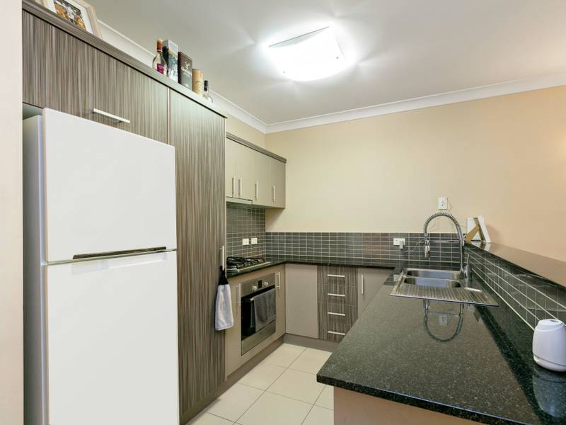 716/12 Gregory Street, WESTCOURT