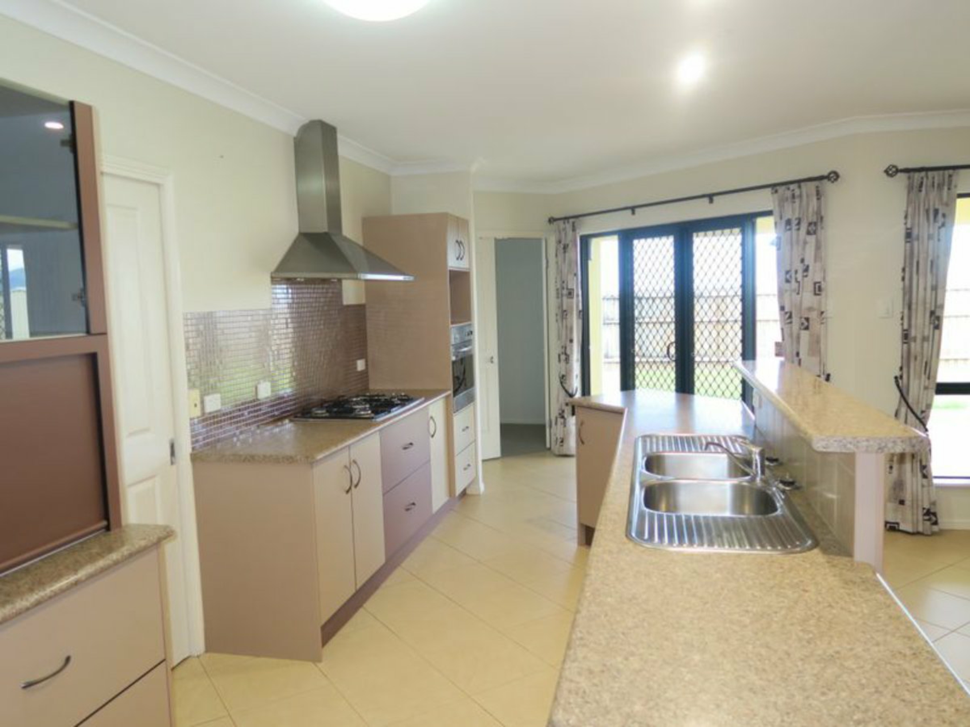 1 Monsoon Terrace, MOUNT SHERIDAN