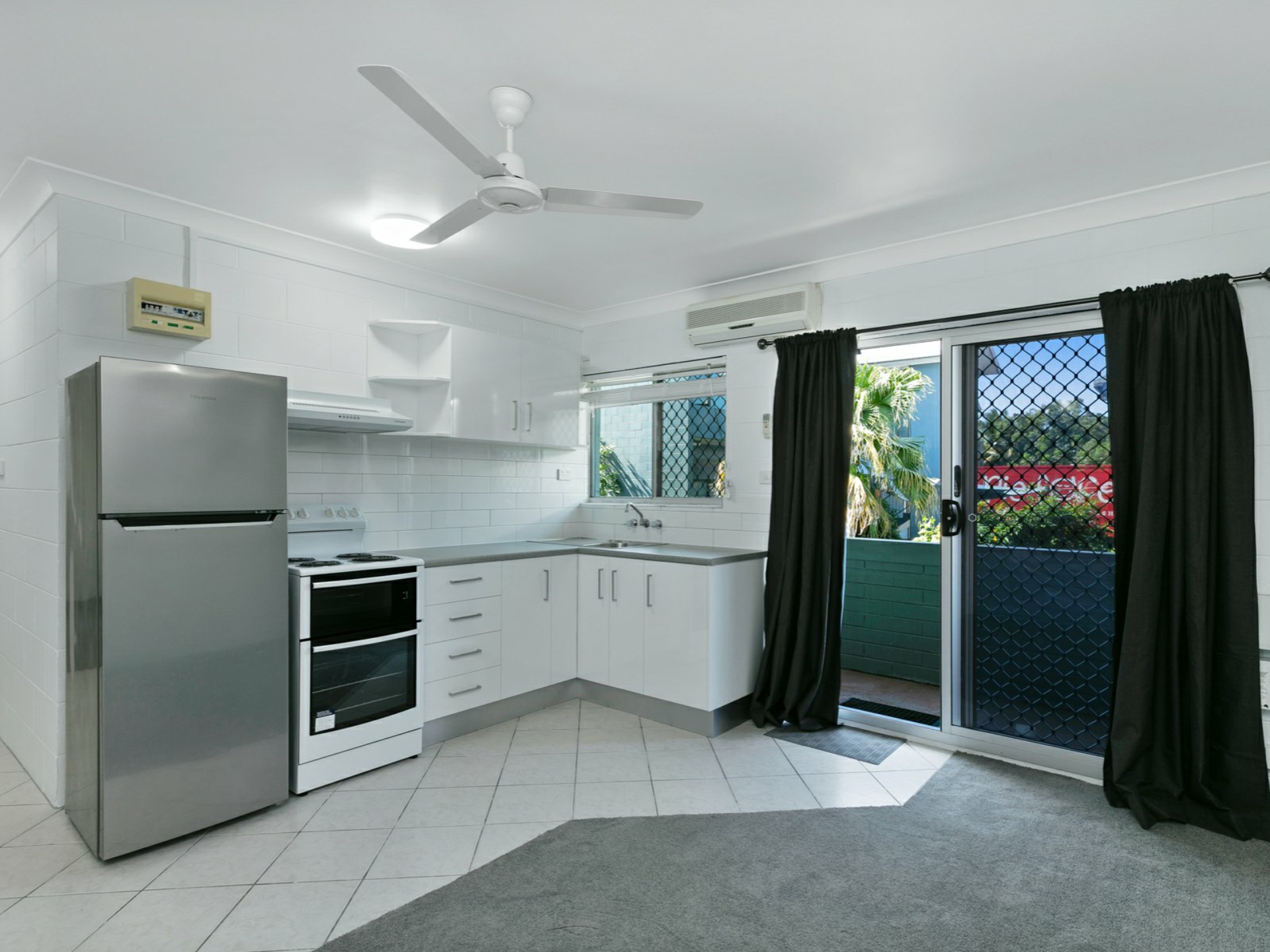 9/248 Sheridan Street, Cairns North
