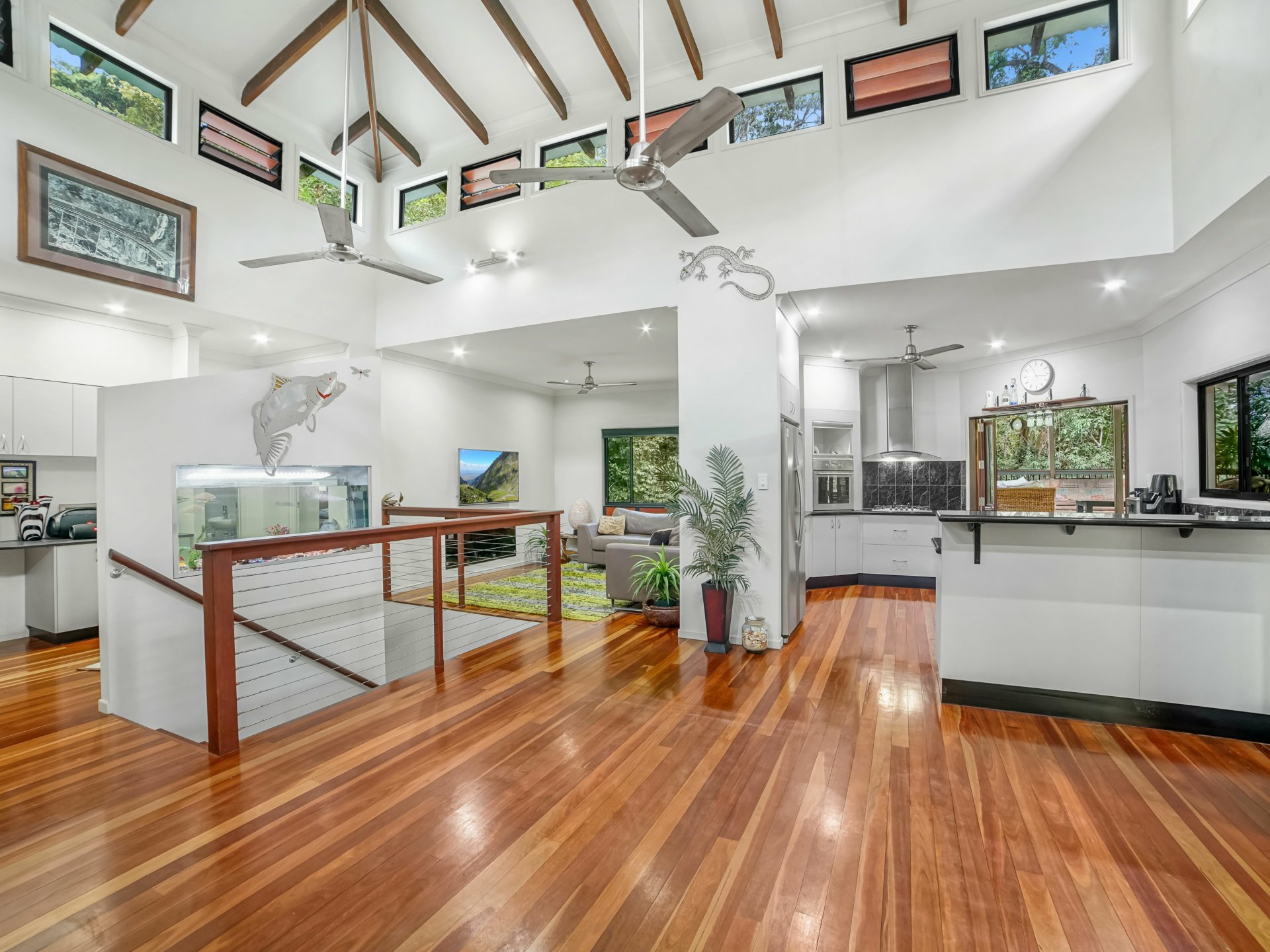 9 Cycas Close, KAMERUNGA