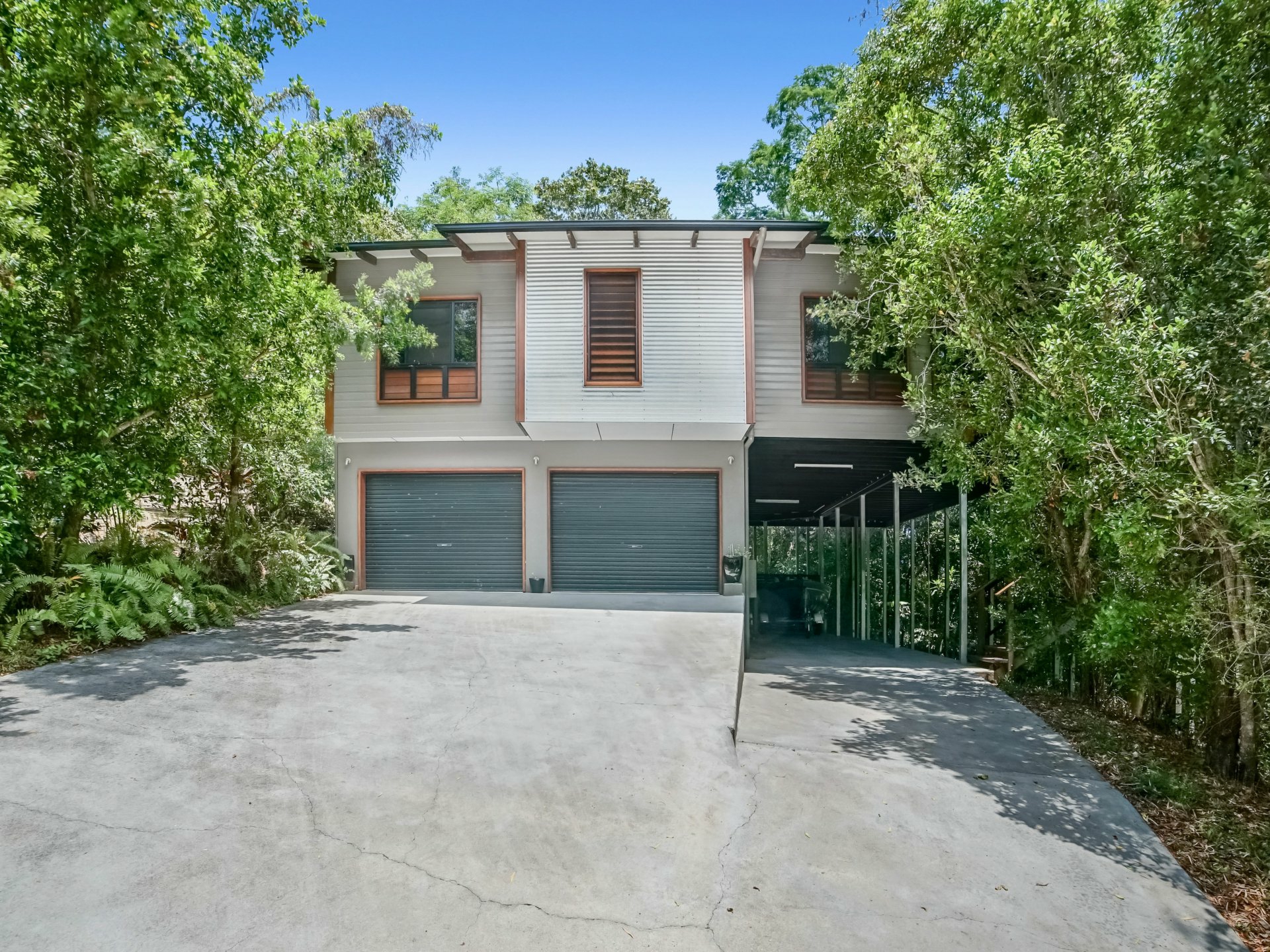 9 Cycas Close, KAMERUNGA