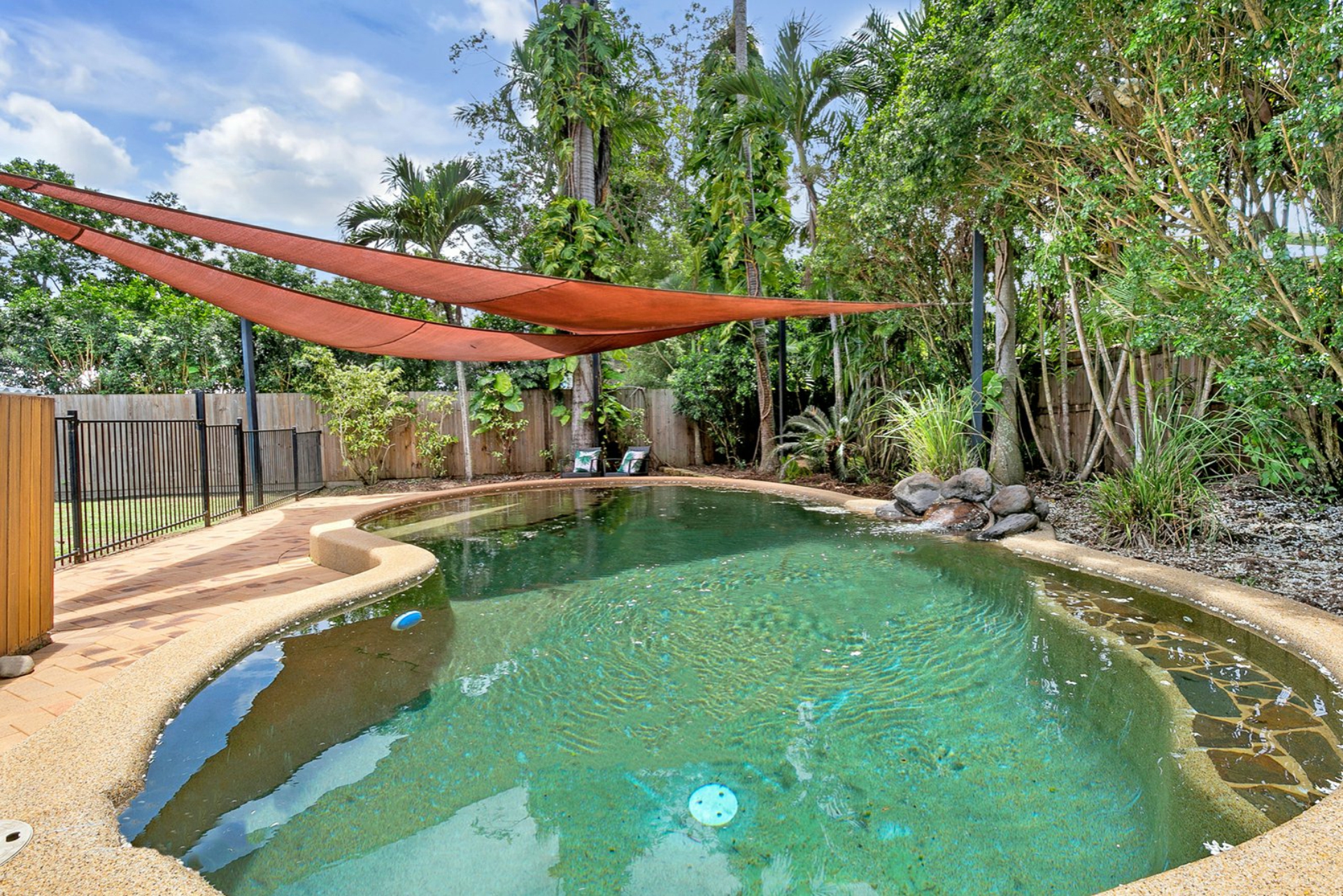 3 Iona Close, Edge Hill