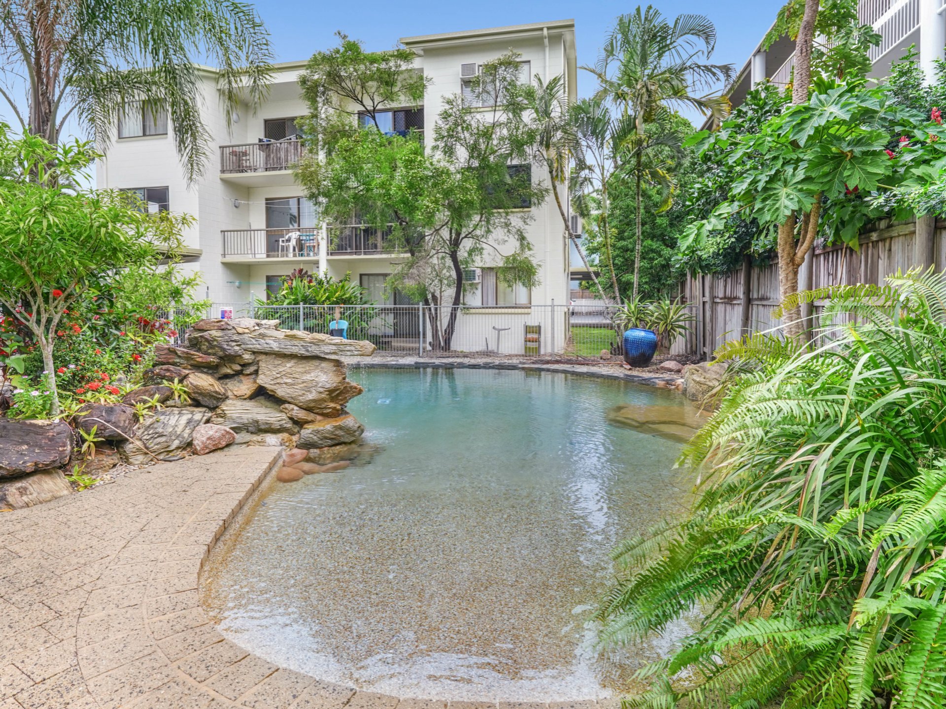 15/215 McLeod Street Cairns North QLD