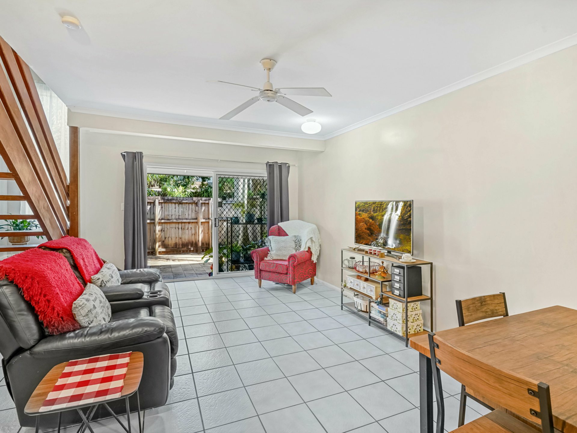 3/126 Pease Street, Manoora