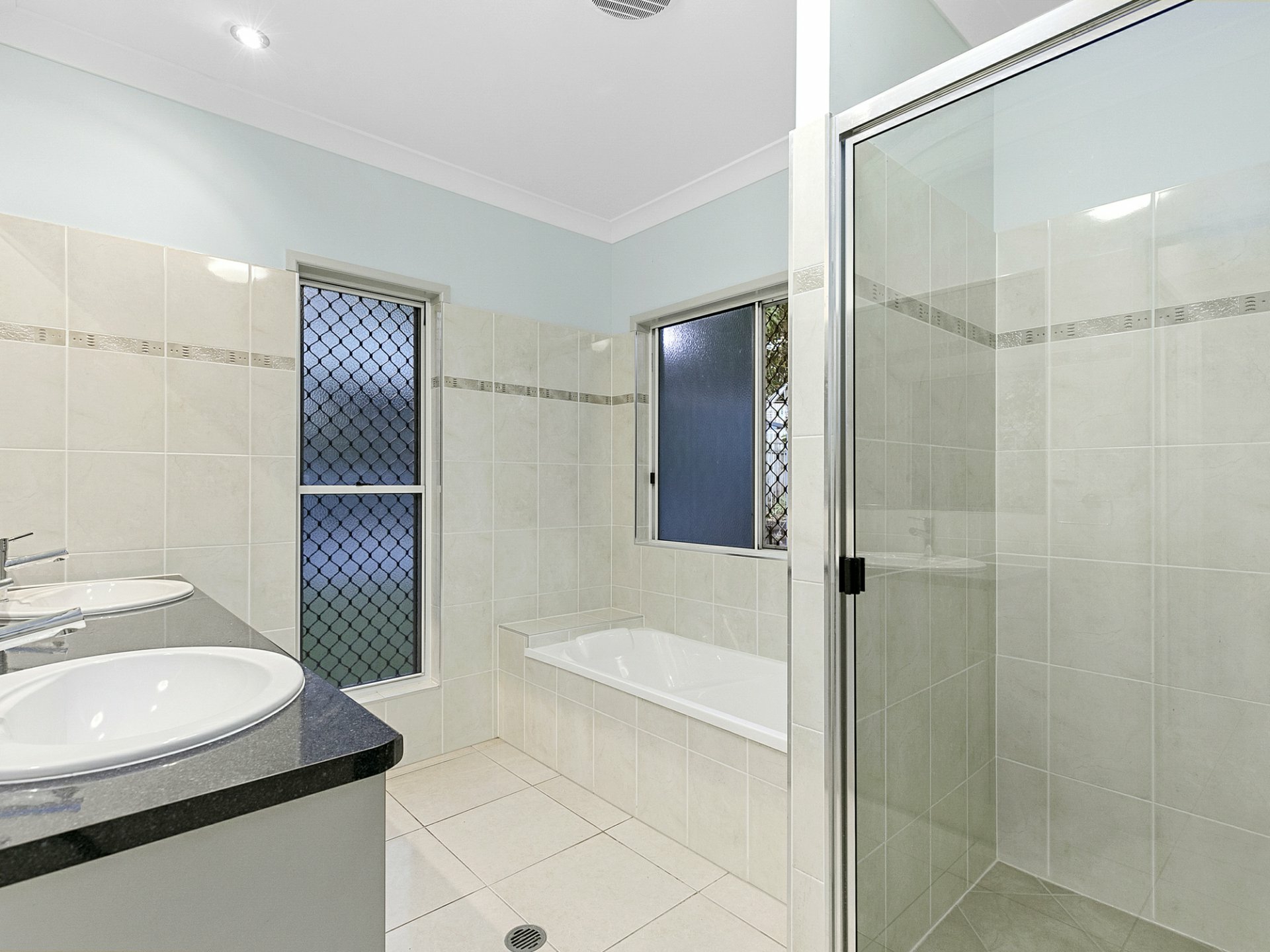 6 Wrasse Close, KANIMBLA