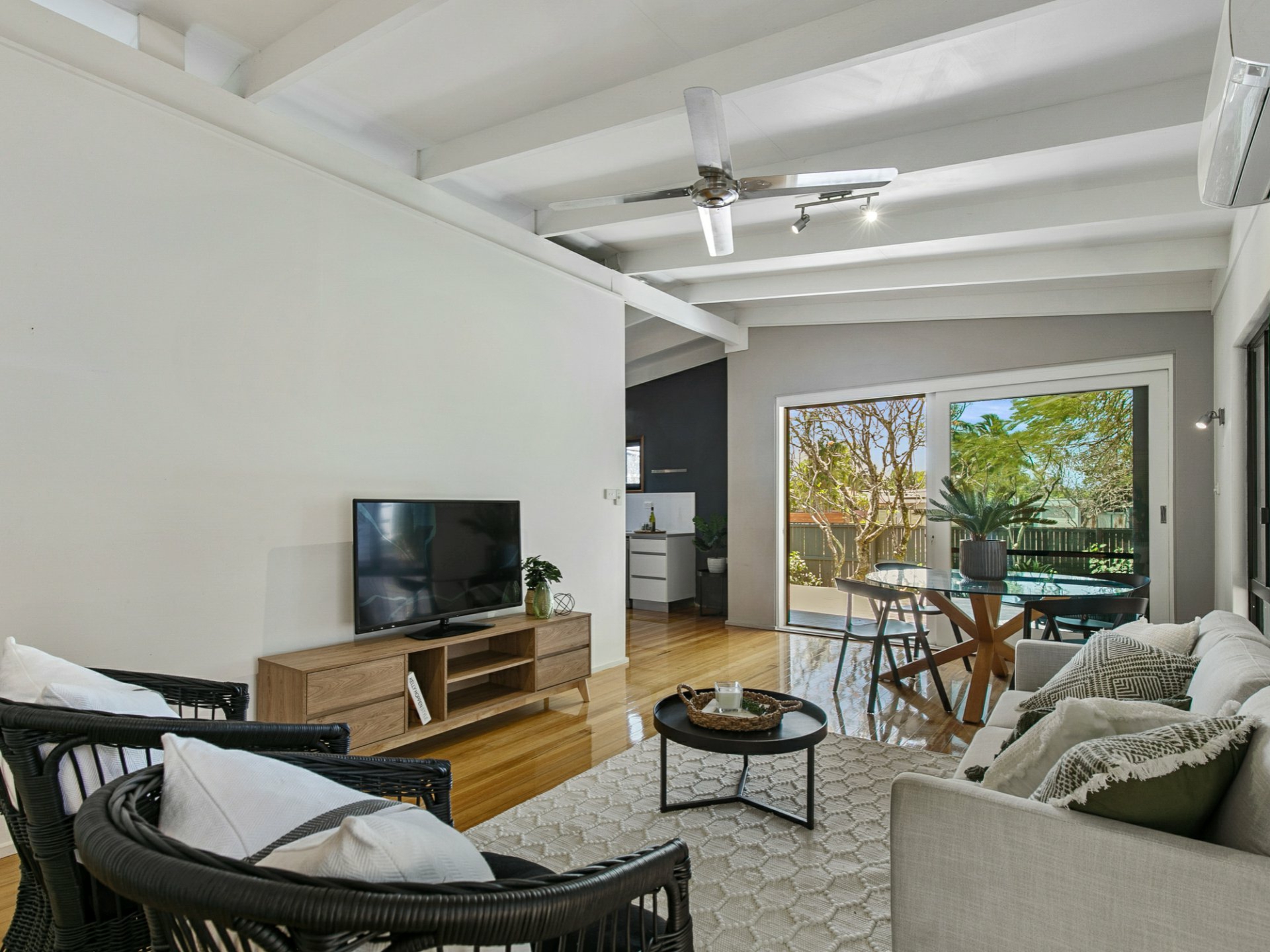 7 Tamarind Street, HOLLOWAYS BEACH