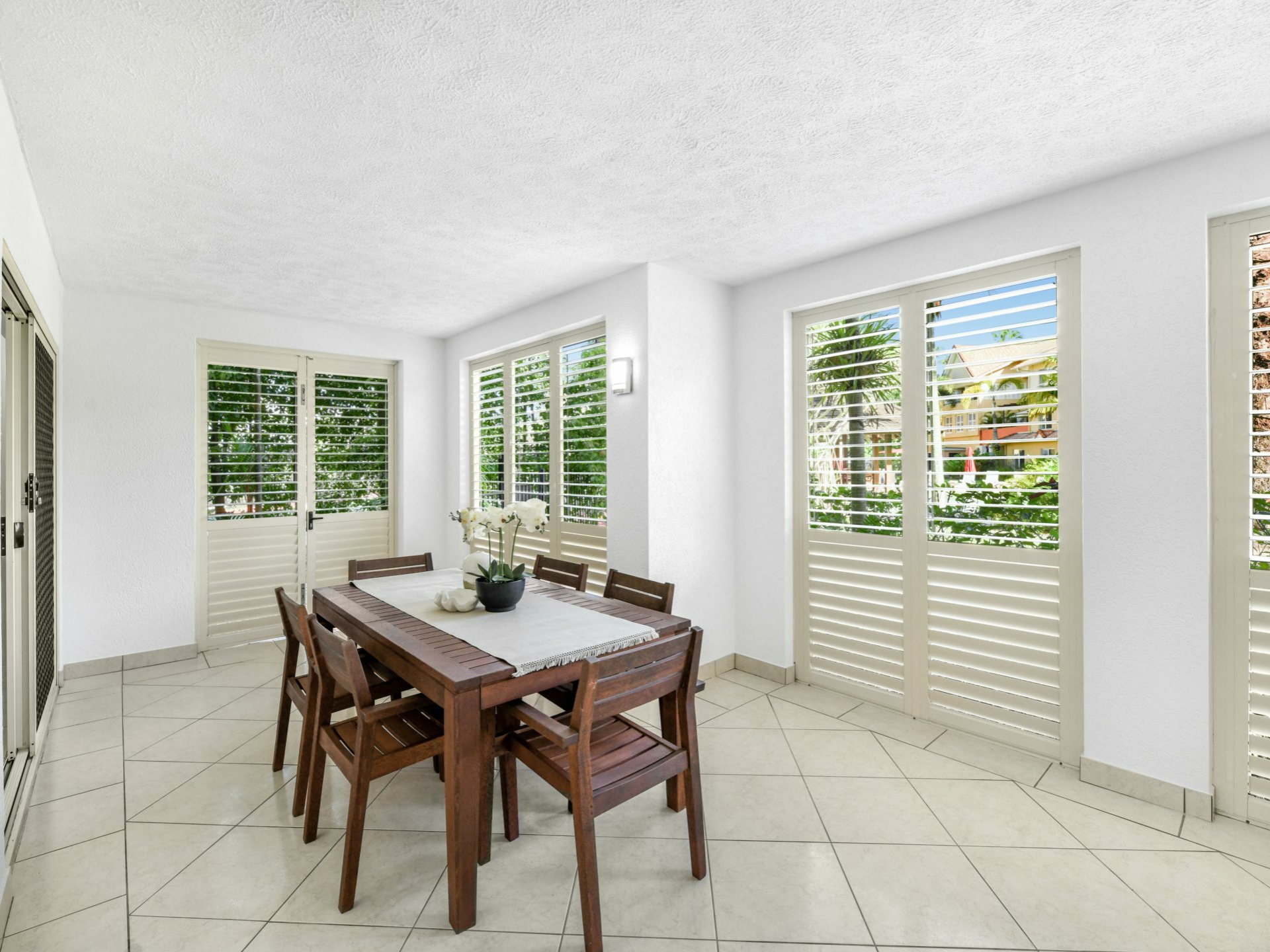 502/2-10 Greenslopes Street, CAIRNS NORTH