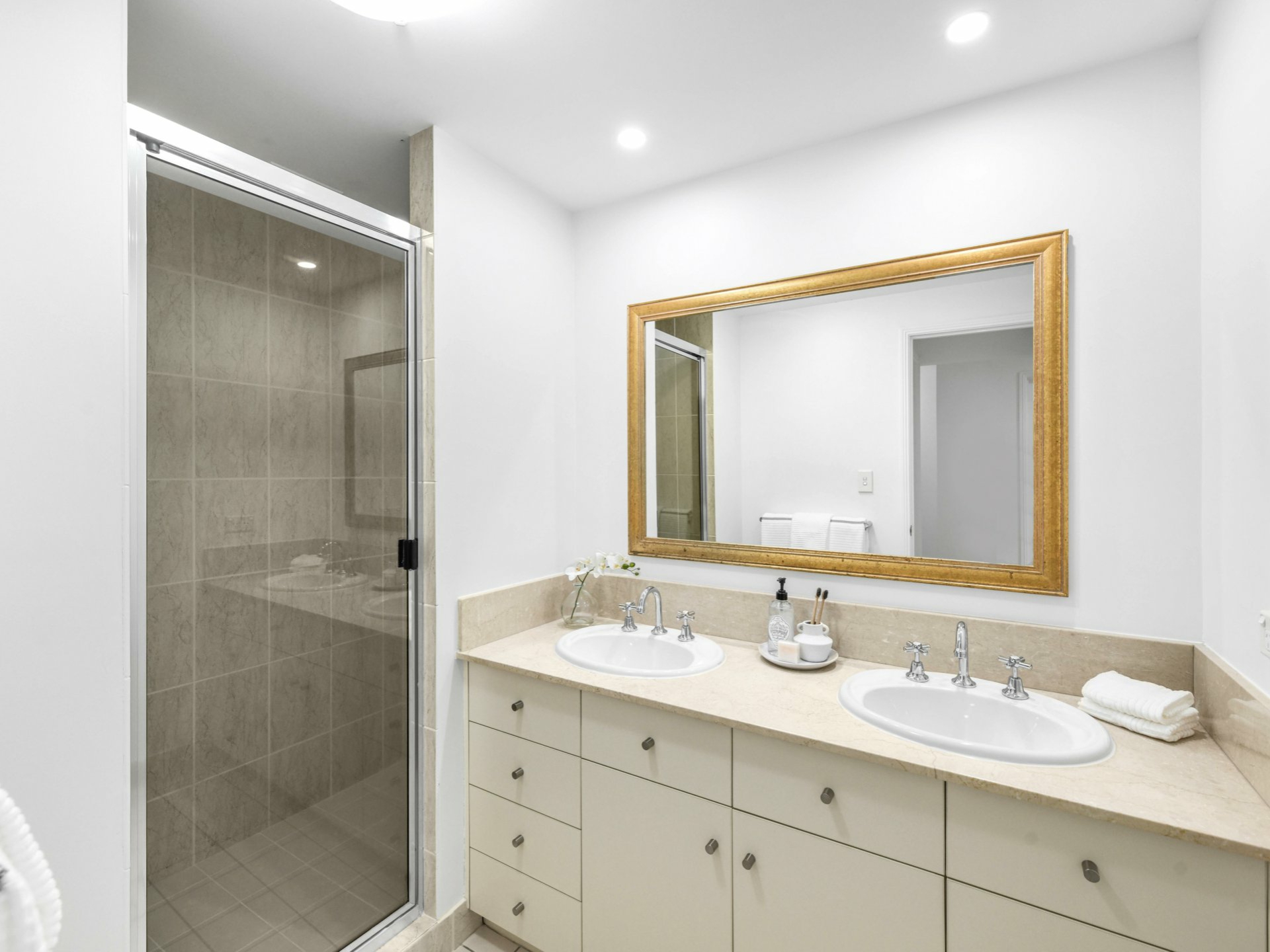 502/2-10 Greenslopes Street, CAIRNS NORTH