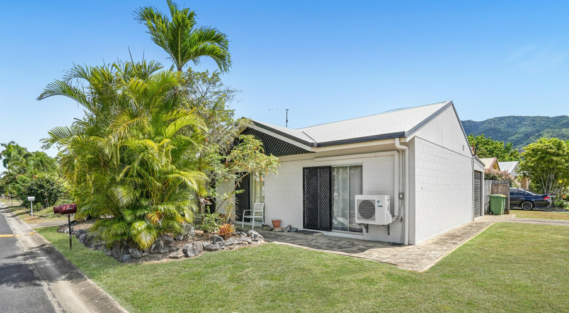 55/2-6 Lake Placid Road, Caravonica