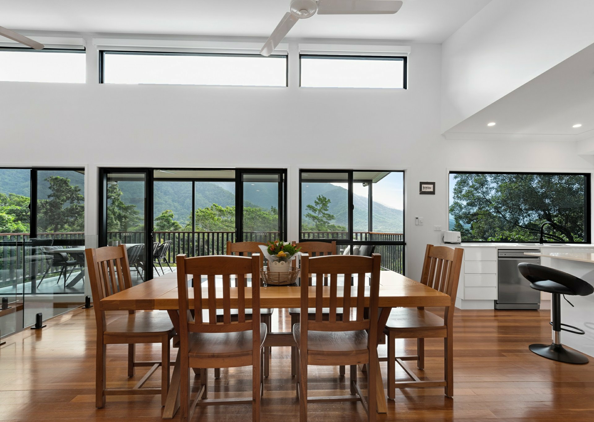 8 Stapleton Close, REDLYNCH