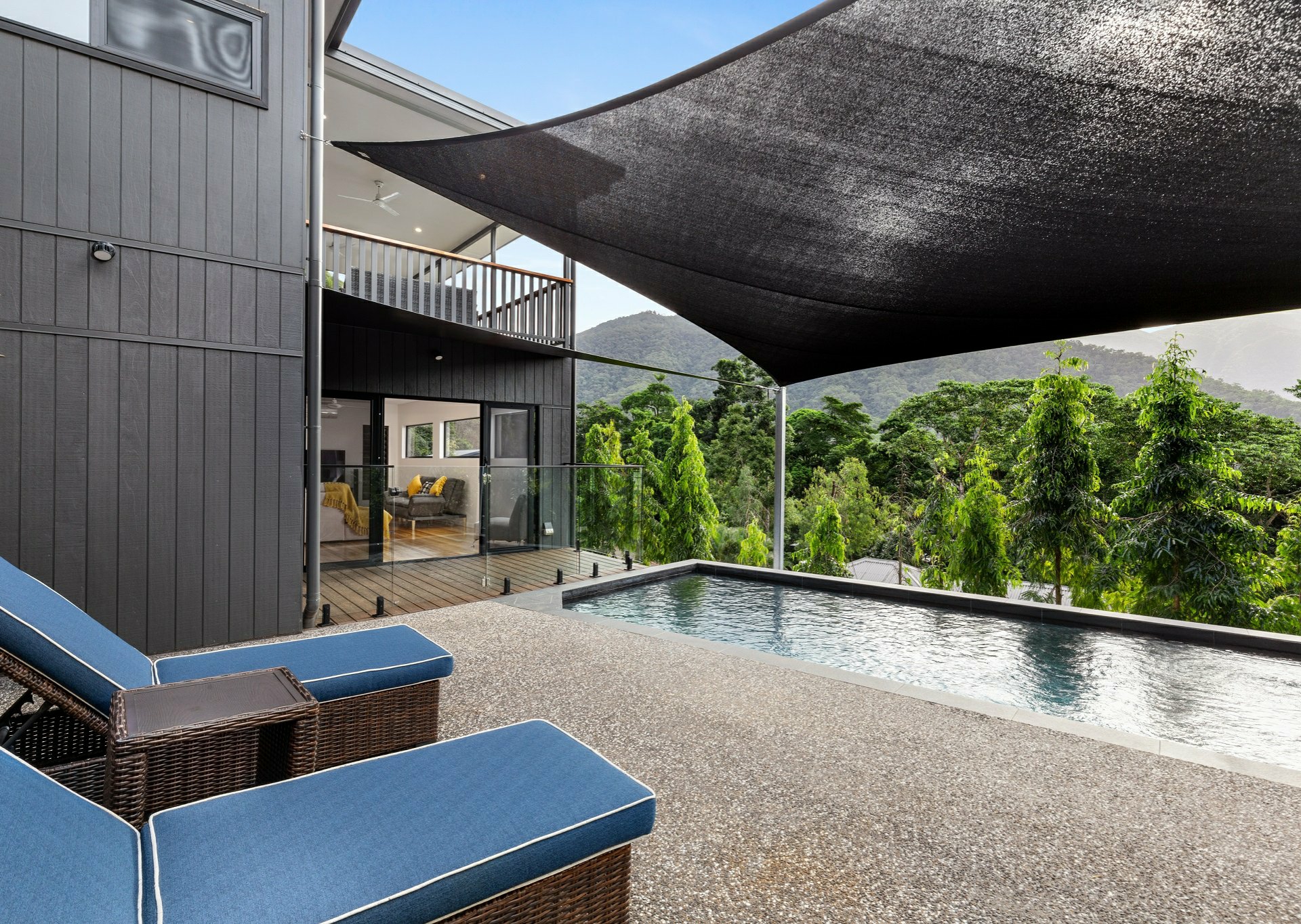 8 Stapleton Close, REDLYNCH