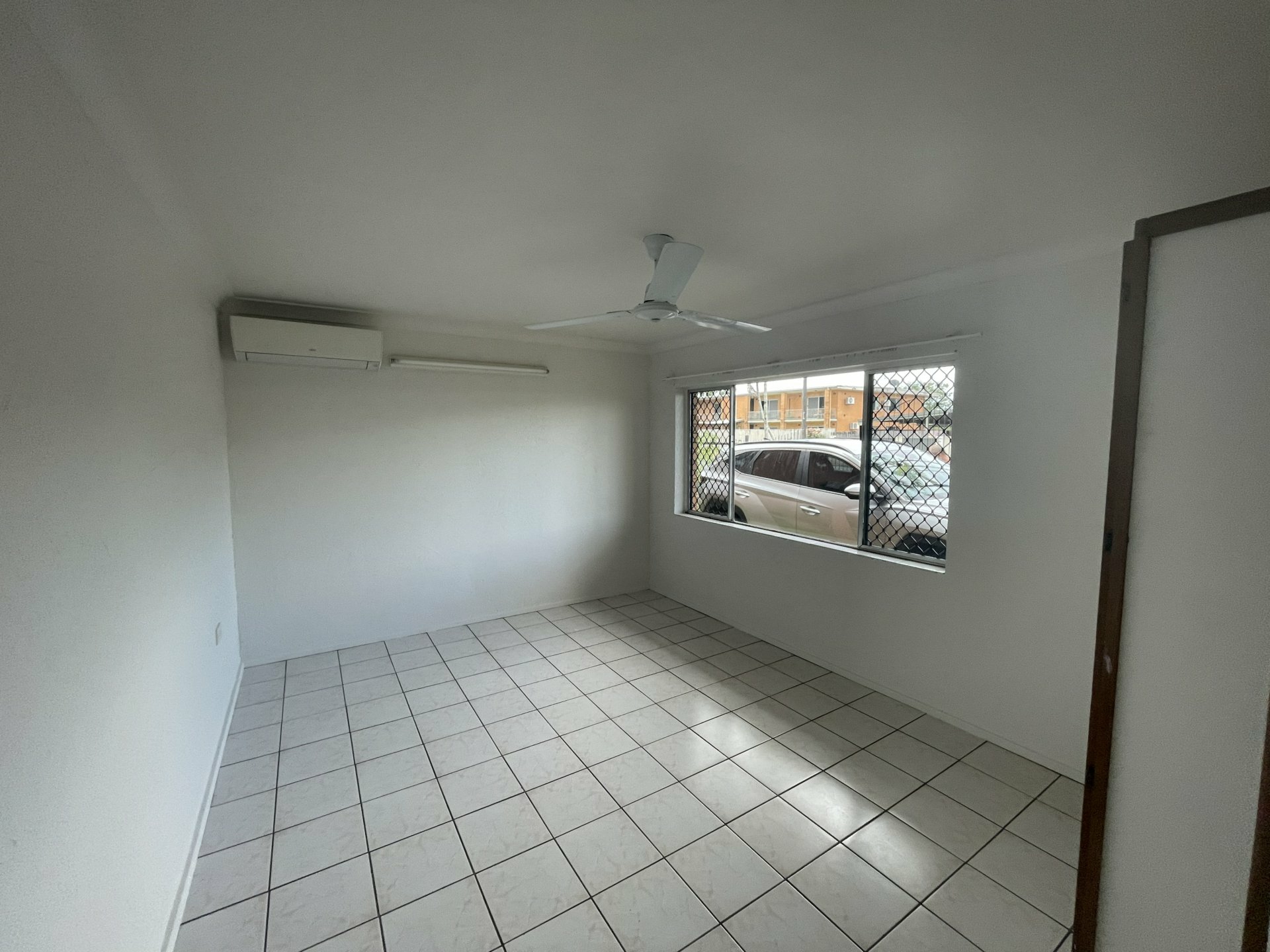 2/5 Curtin Street, WESTCOURT