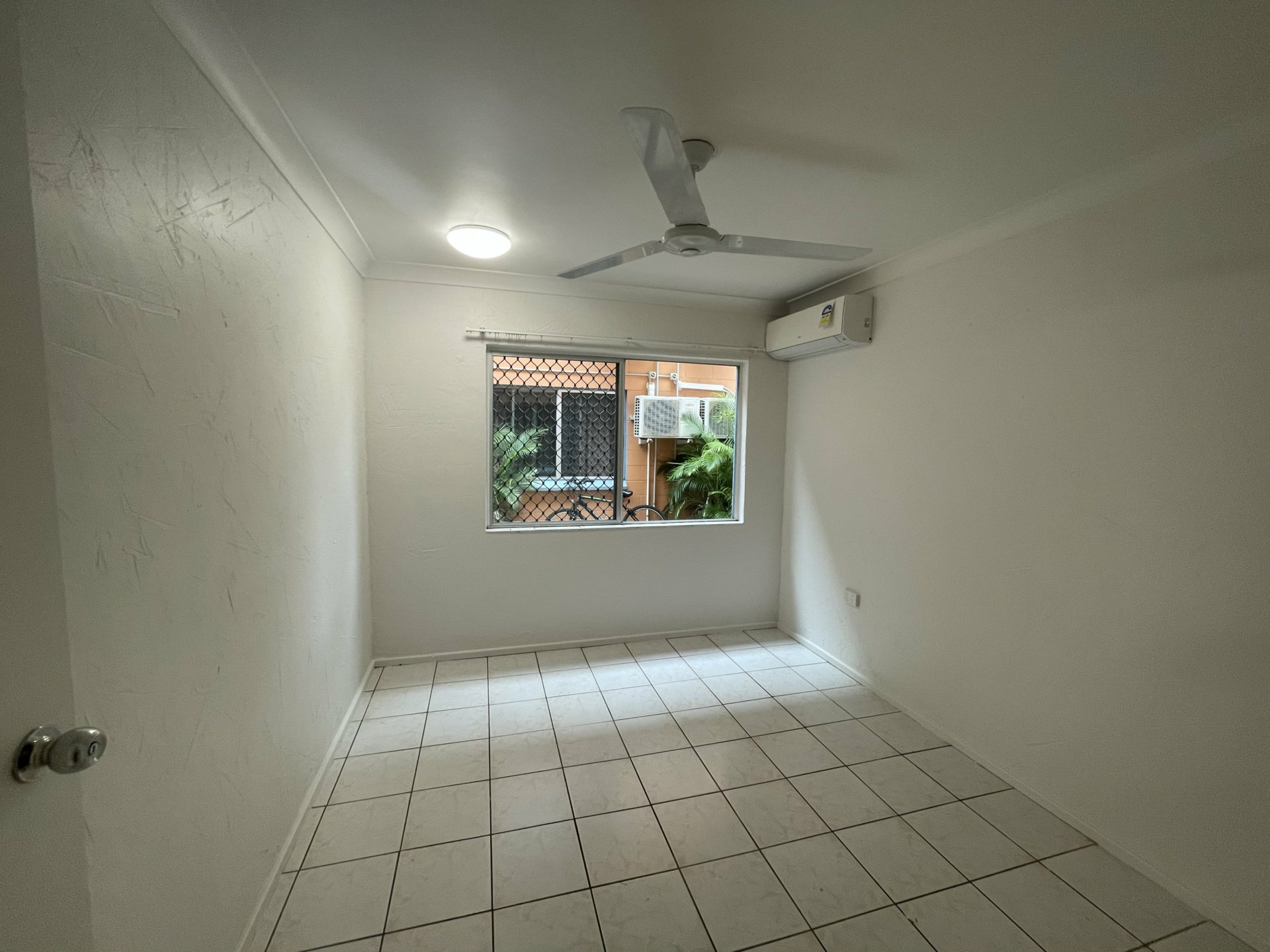 2/5 Curtin Street, WESTCOURT