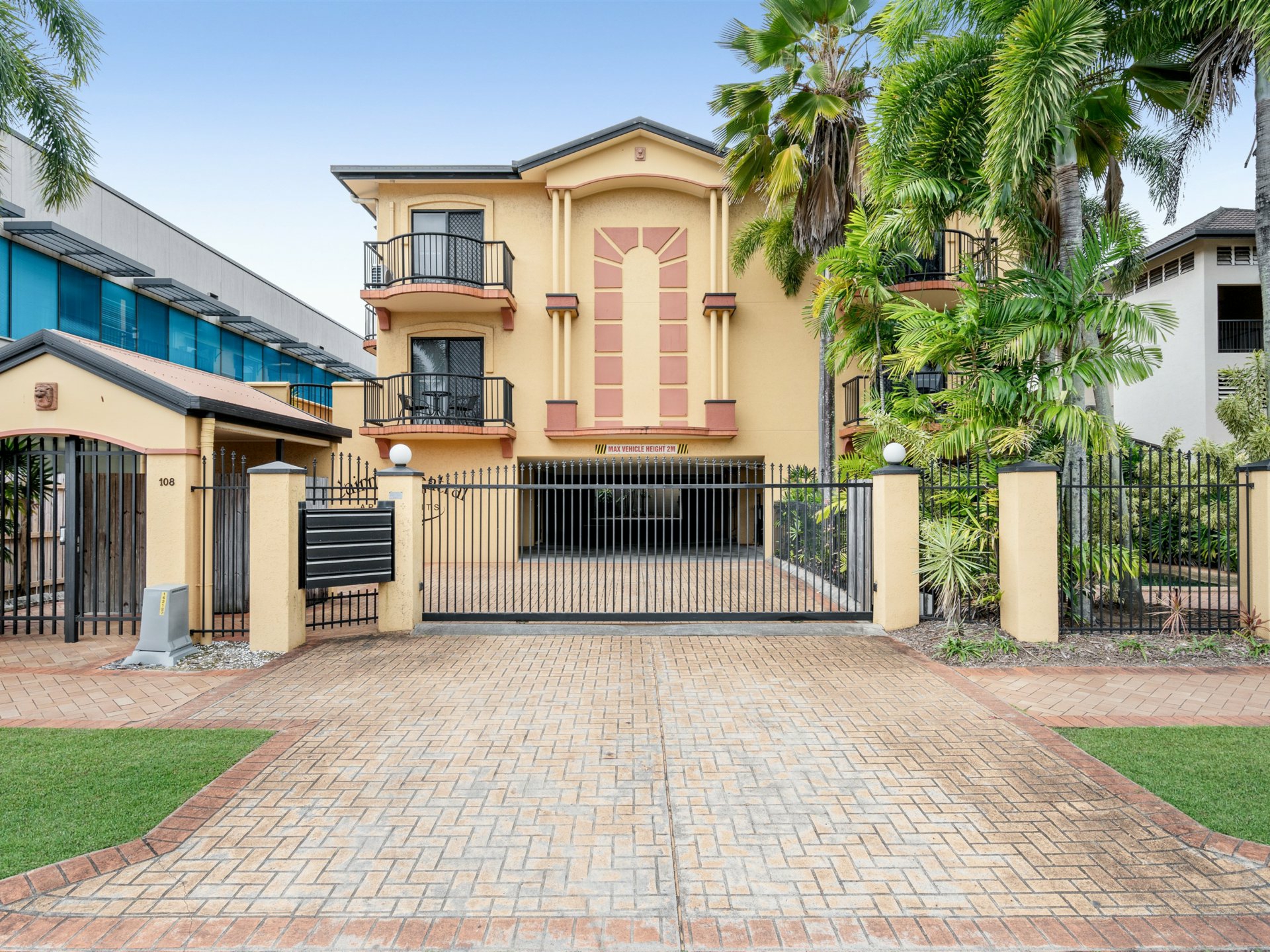 5/108 Mcleod Street, Cairns City
