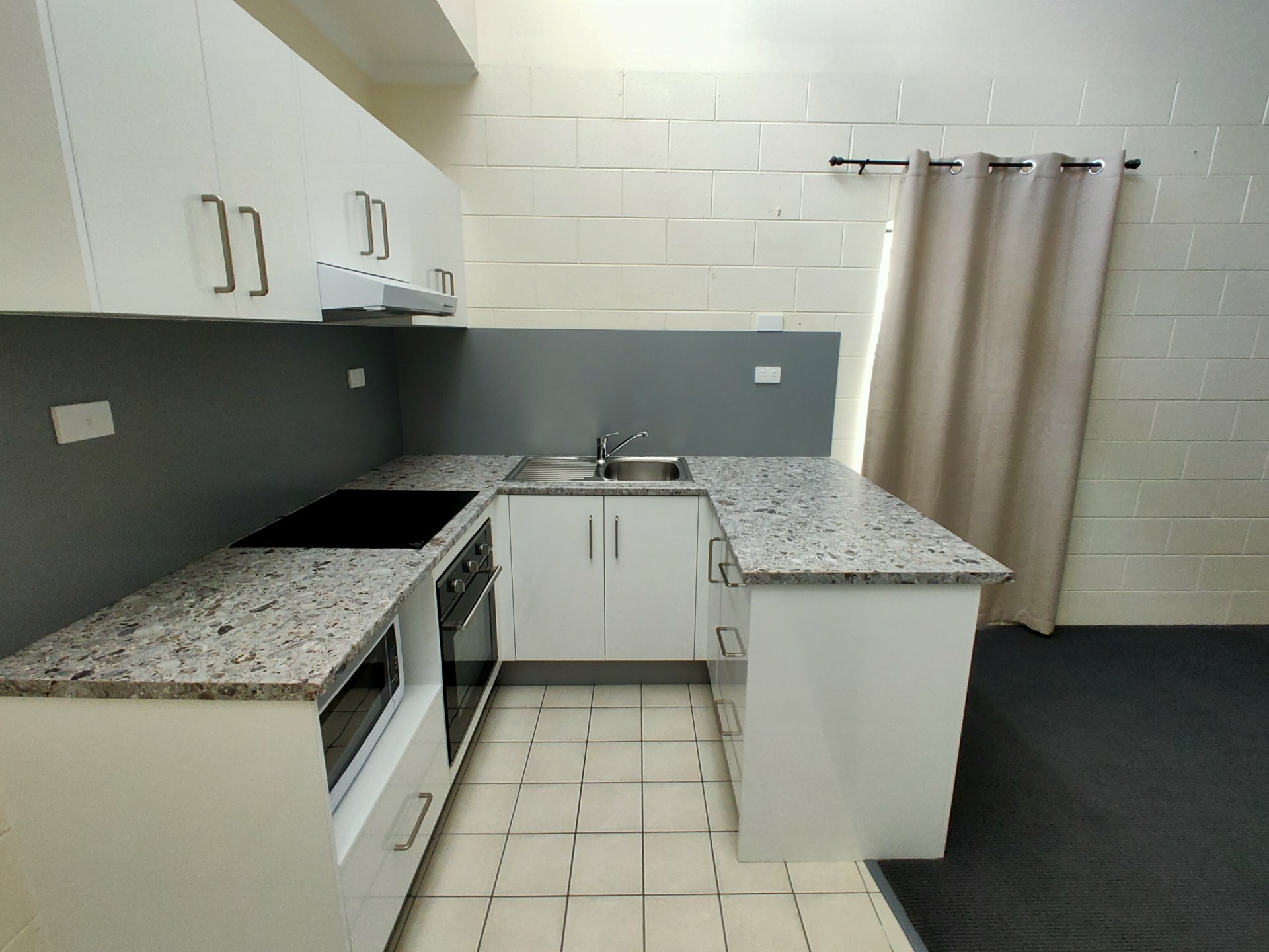 1/27 Brooks Street, WHITFIELD