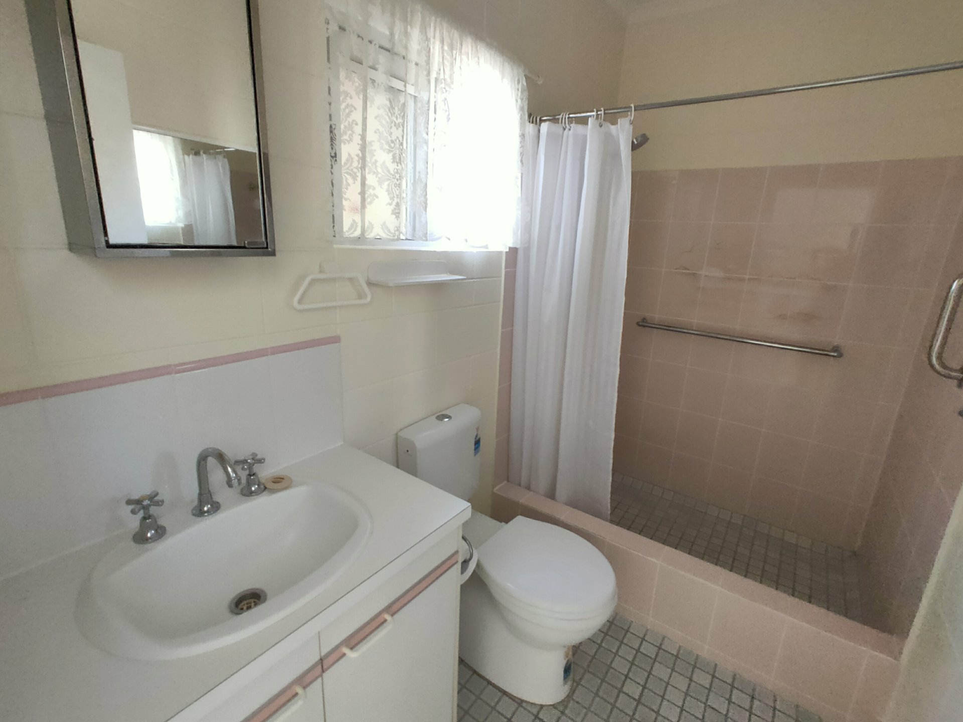 1/27 Brooks Street, WHITFIELD