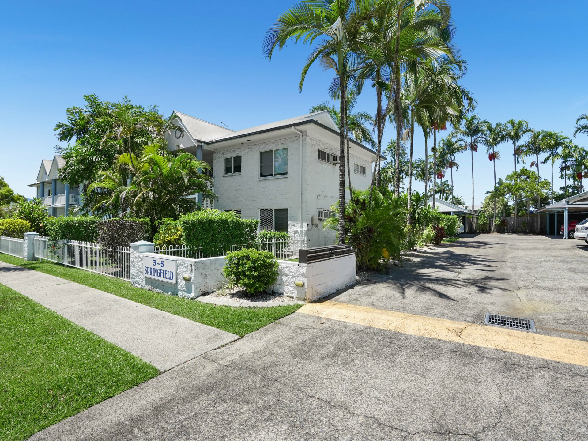 3/3-5 Springfield Crescent, Manoora