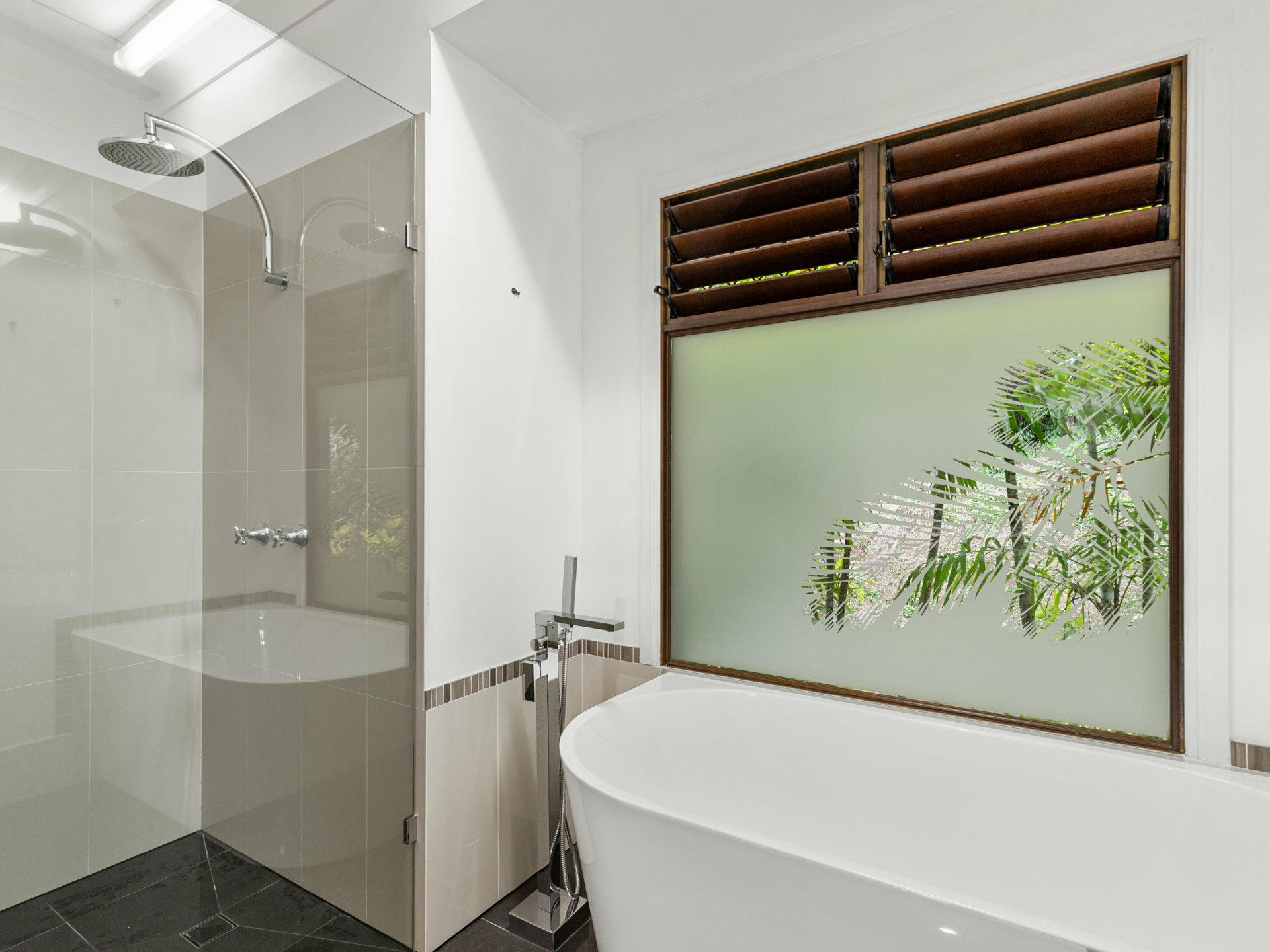 4 Mulurri Close Caravonica QLD House for Sale LJ Hooker