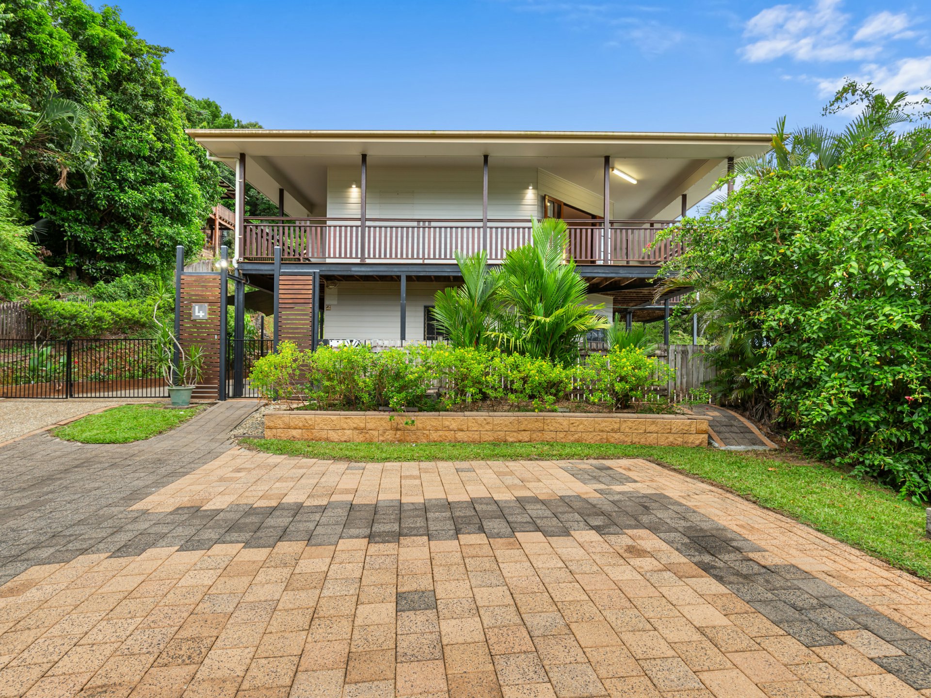 4 Mulurri Close Caravonica QLD - House for Sale - LJ Hooker