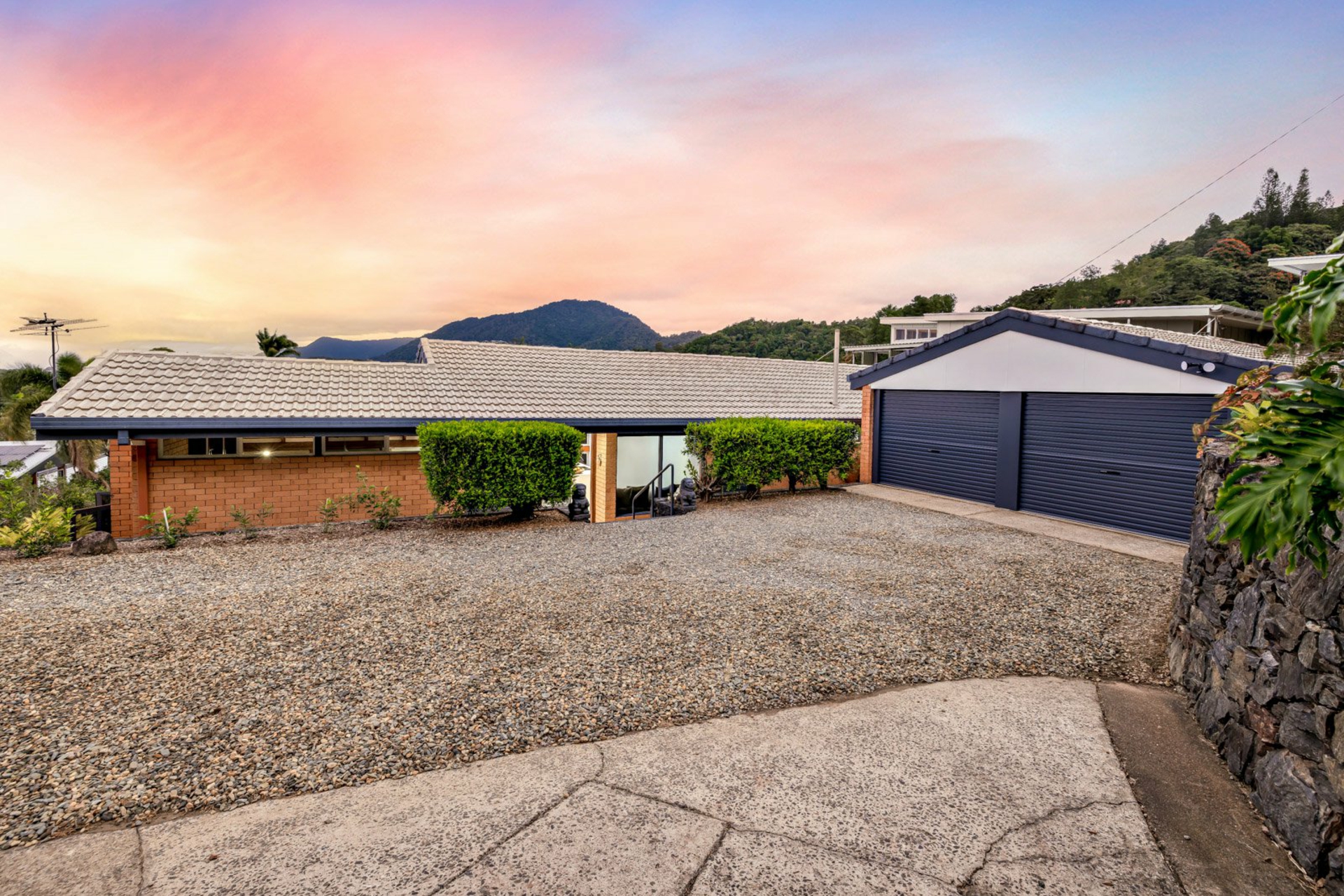 87-89 Nolan Street, WHITFIELD