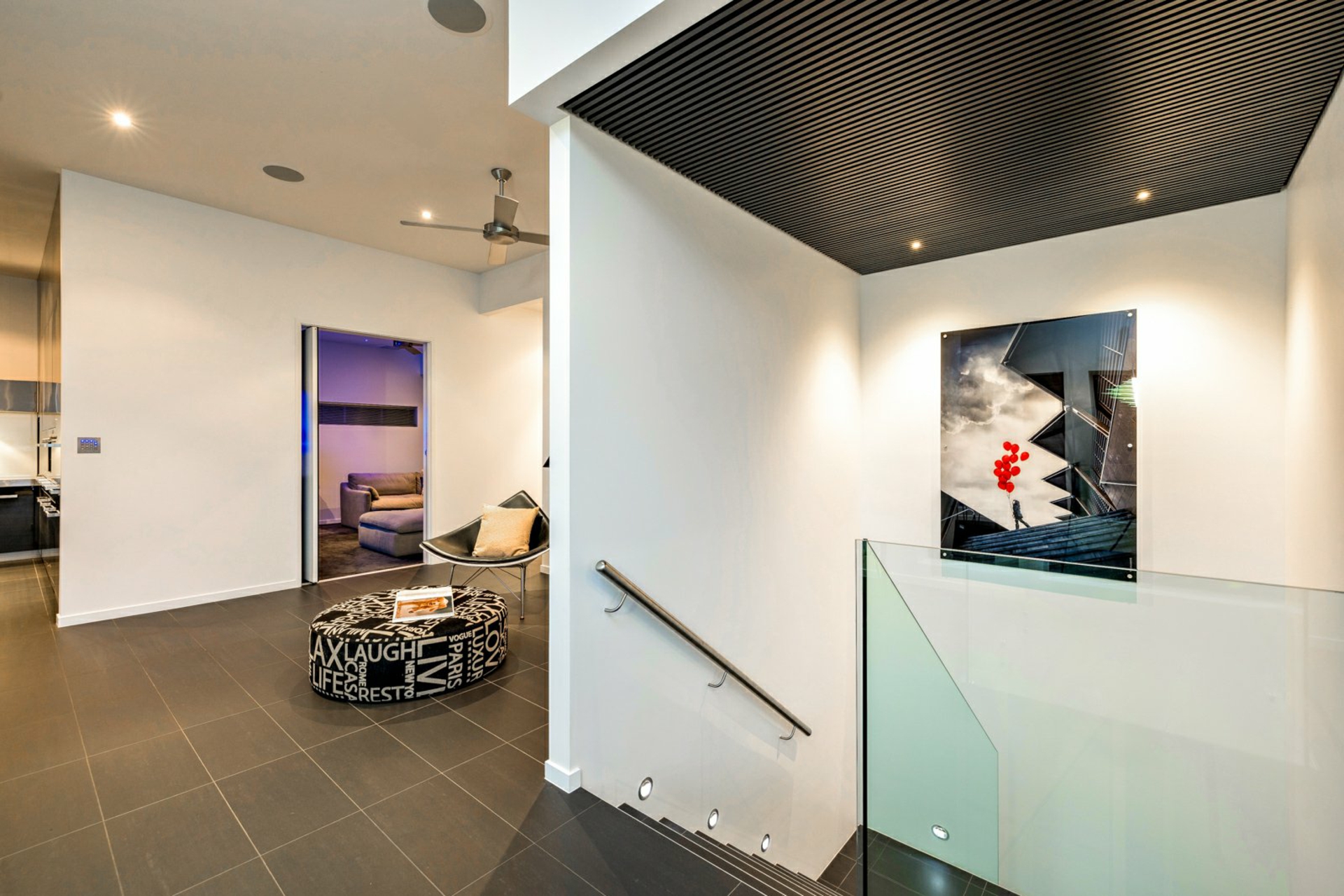 8 Knowles Street, WHITFIELD