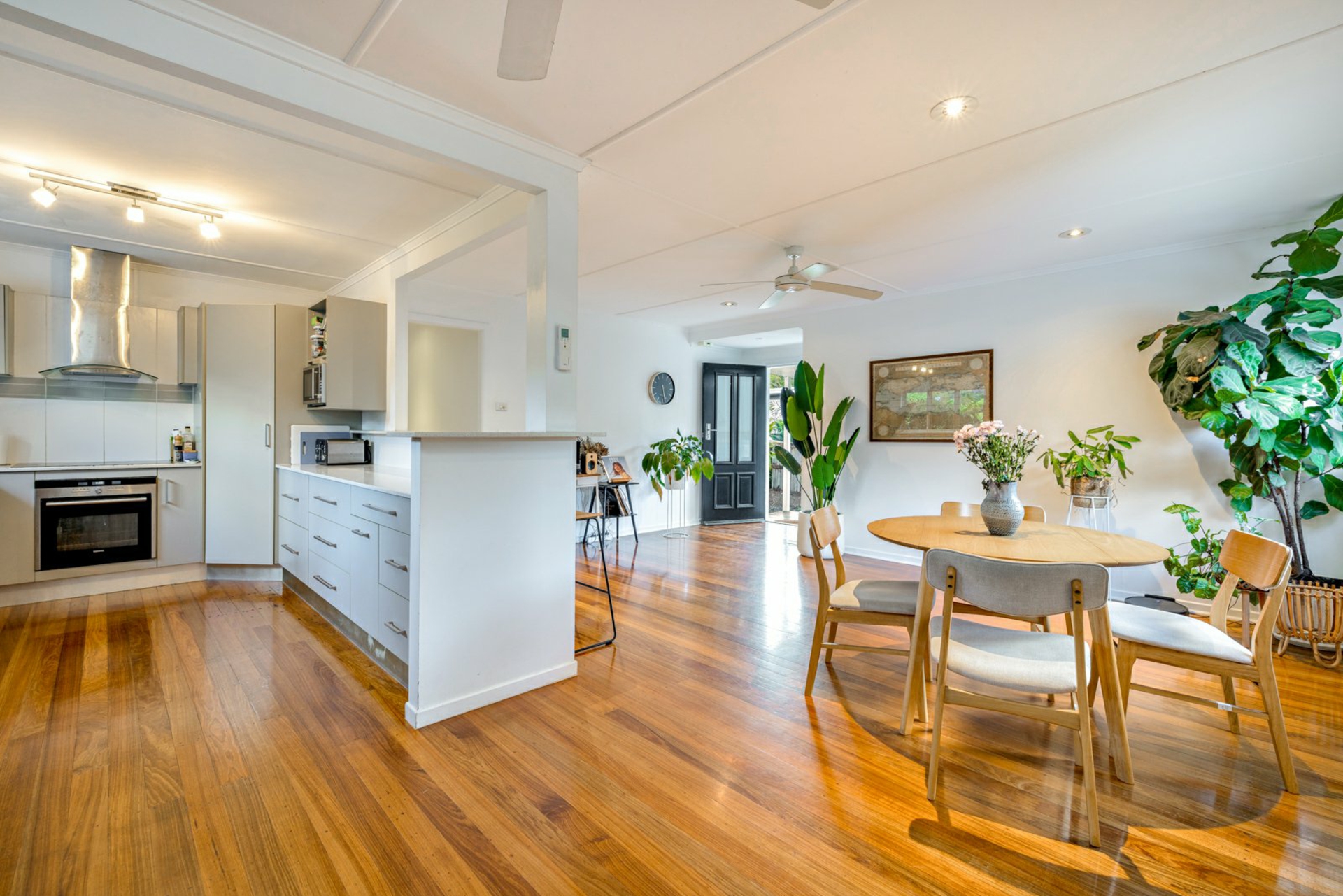25 Murchison Street, WHITFIELD