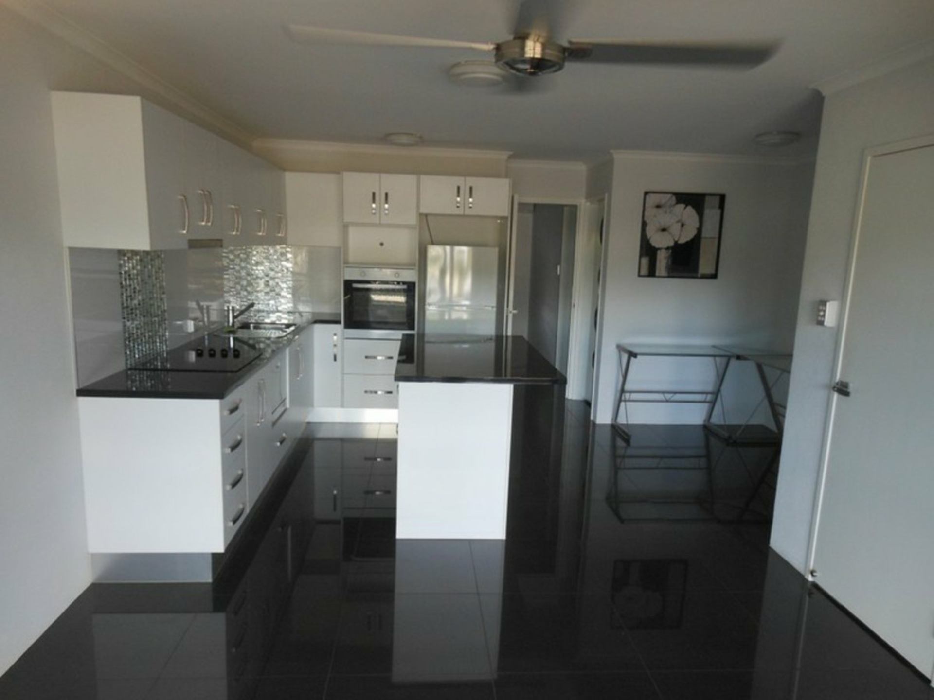 27/439 Severin Street, MANUNDA