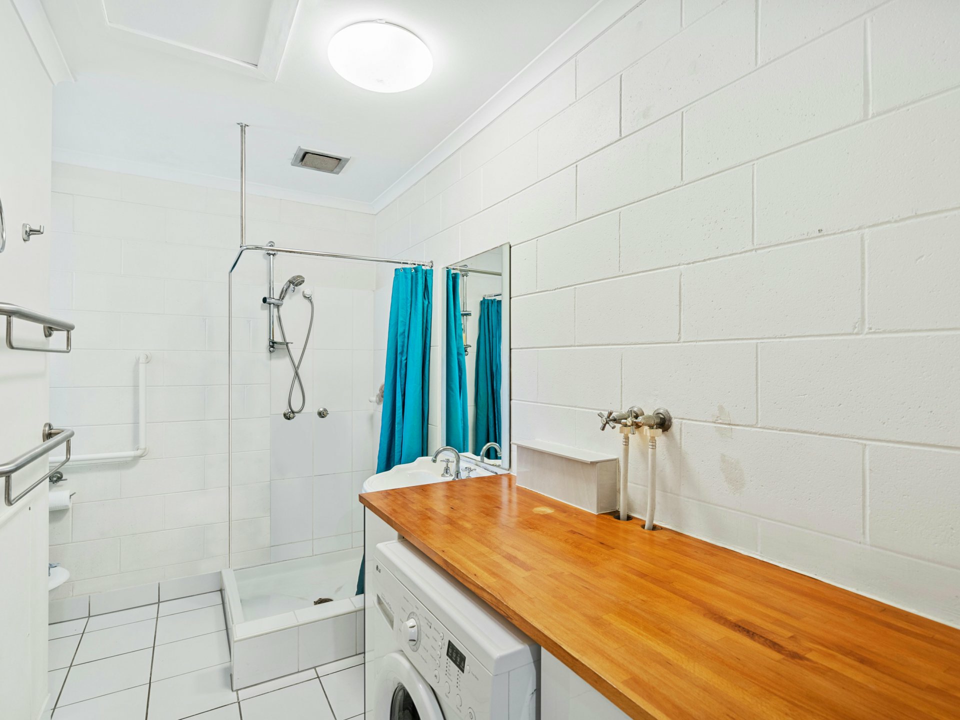 11/390 Mayers Street Edge Hill QLD Unit for Sale LJ Hooker