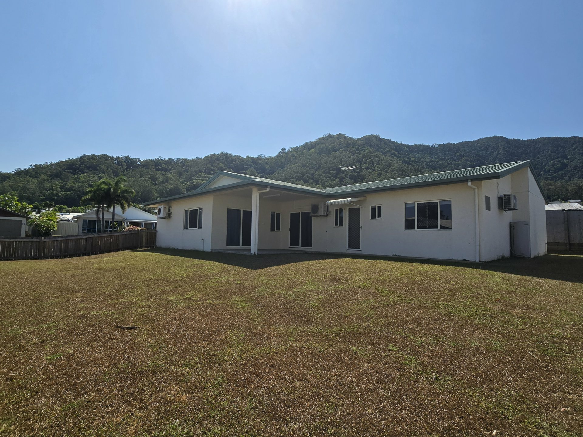 4 Sundew Close, MOUNT SHERIDAN