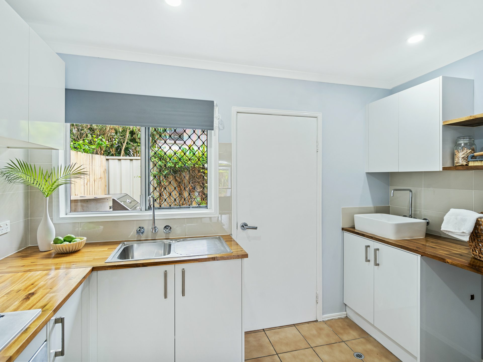 25/12 Cannon Street, MANUNDA