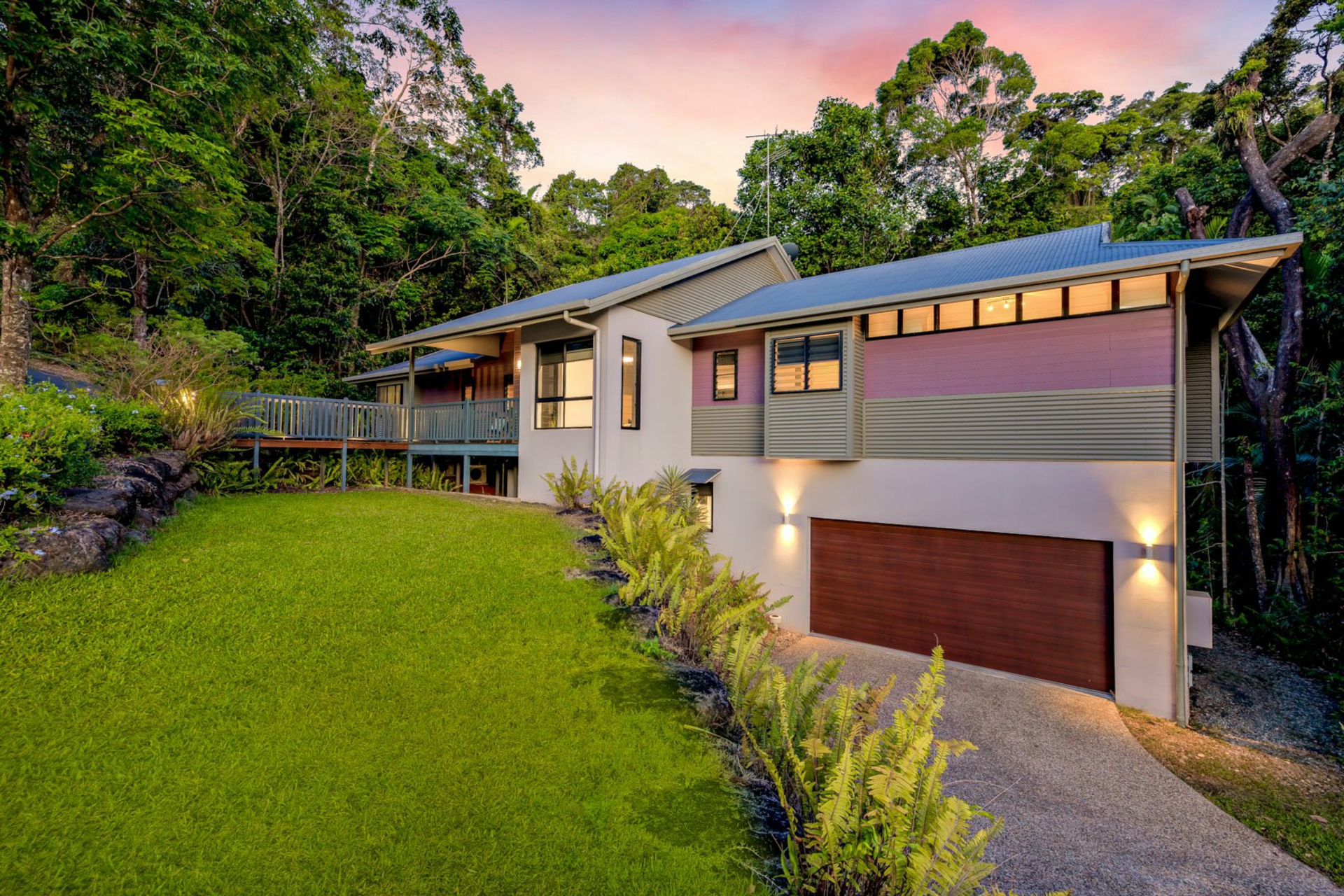 4 Planchonella Close, EDGE HILL