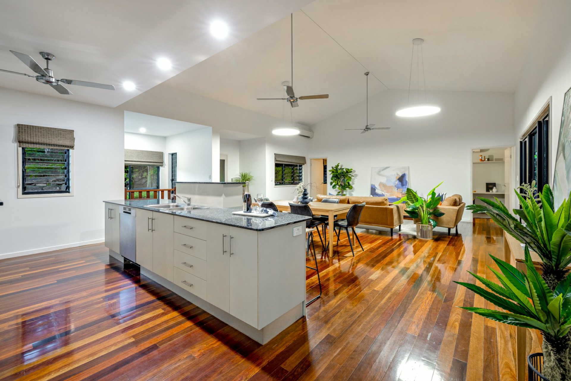 4 Planchonella Close, EDGE HILL