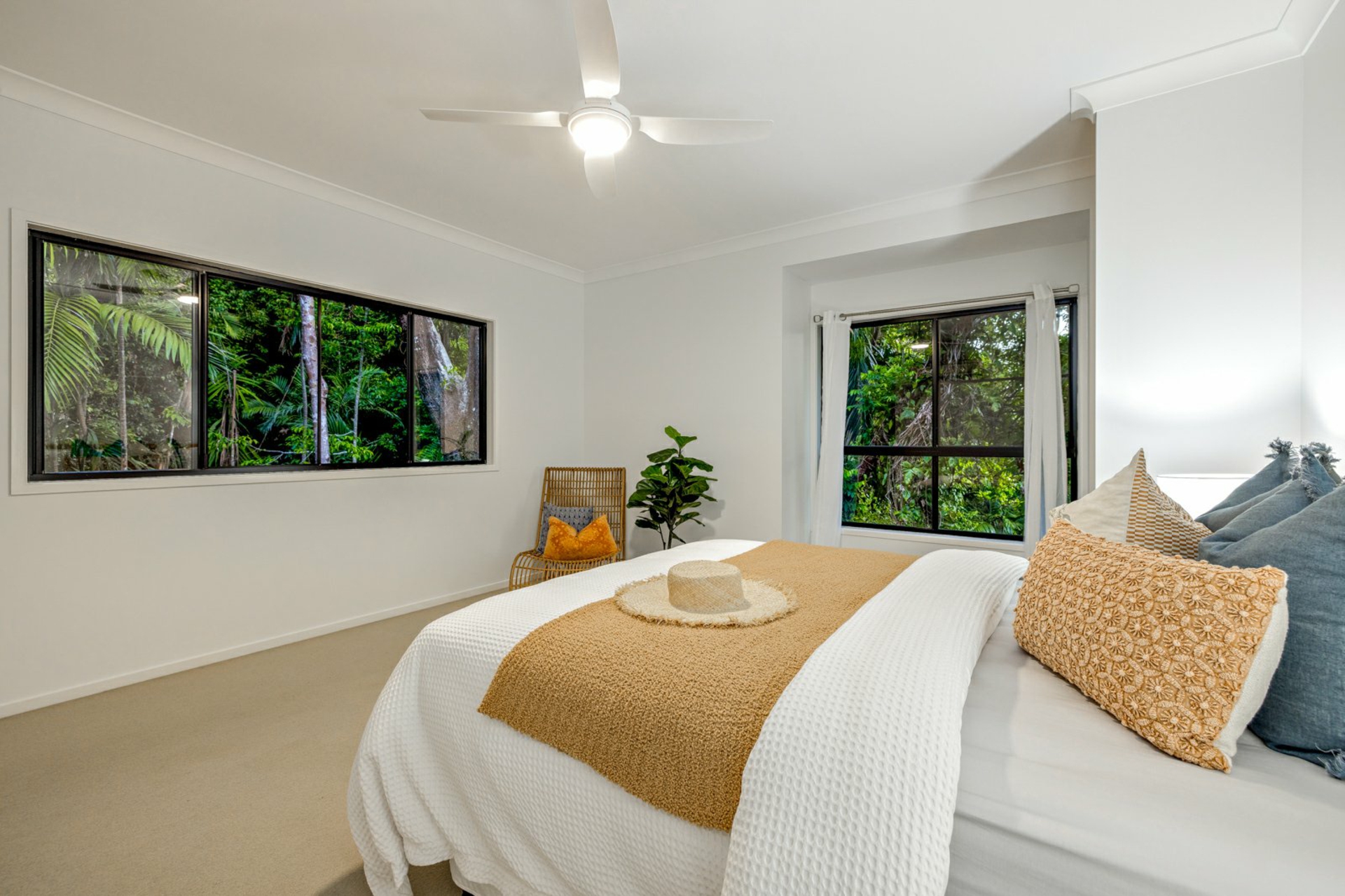 4 Planchonella Close, EDGE HILL