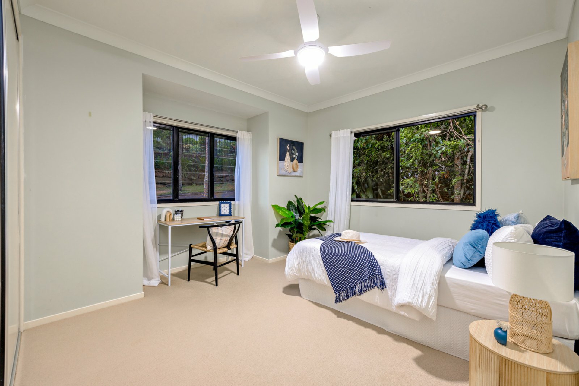 4 Planchonella Close, EDGE HILL