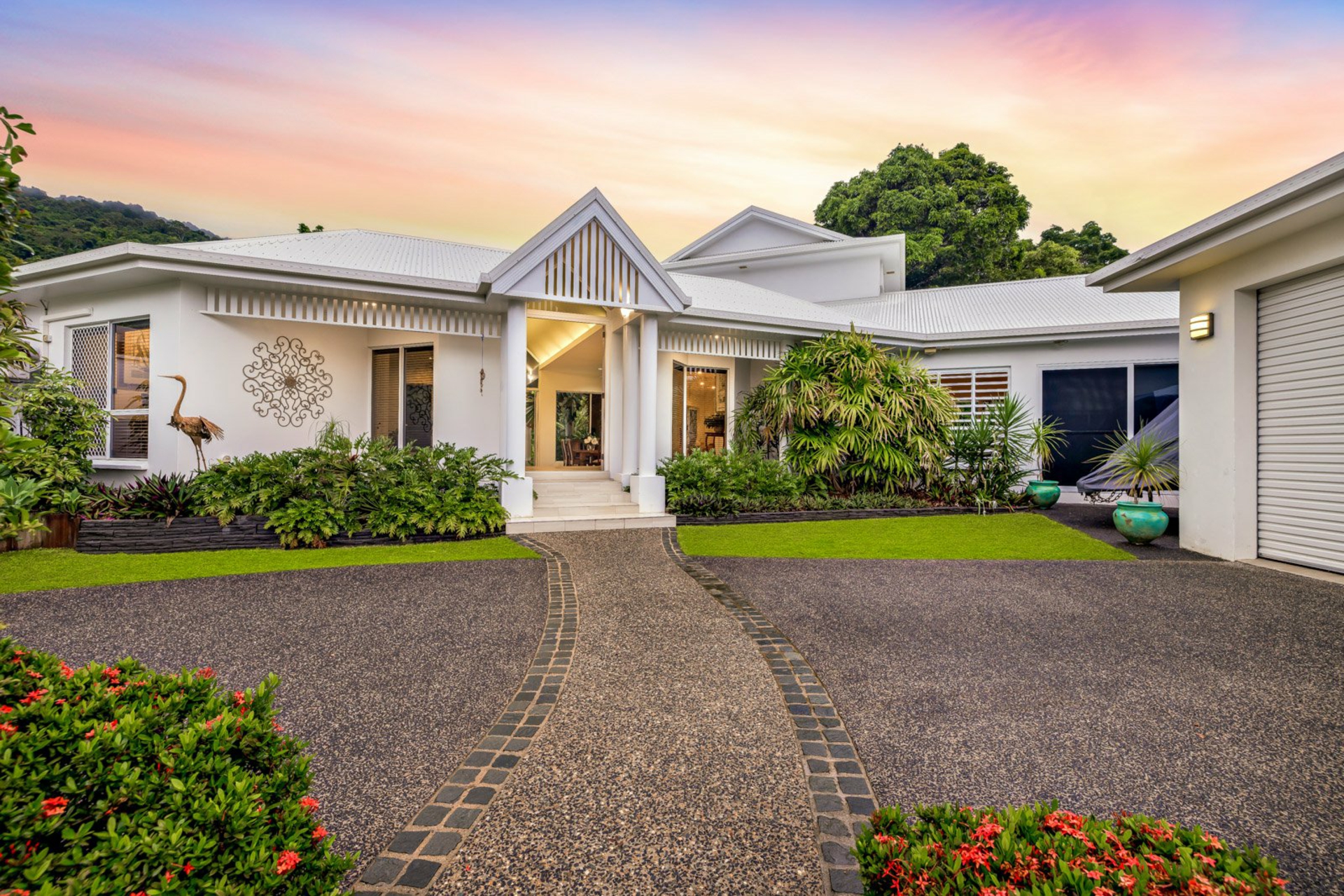 60 Nolan Street, WHITFIELD