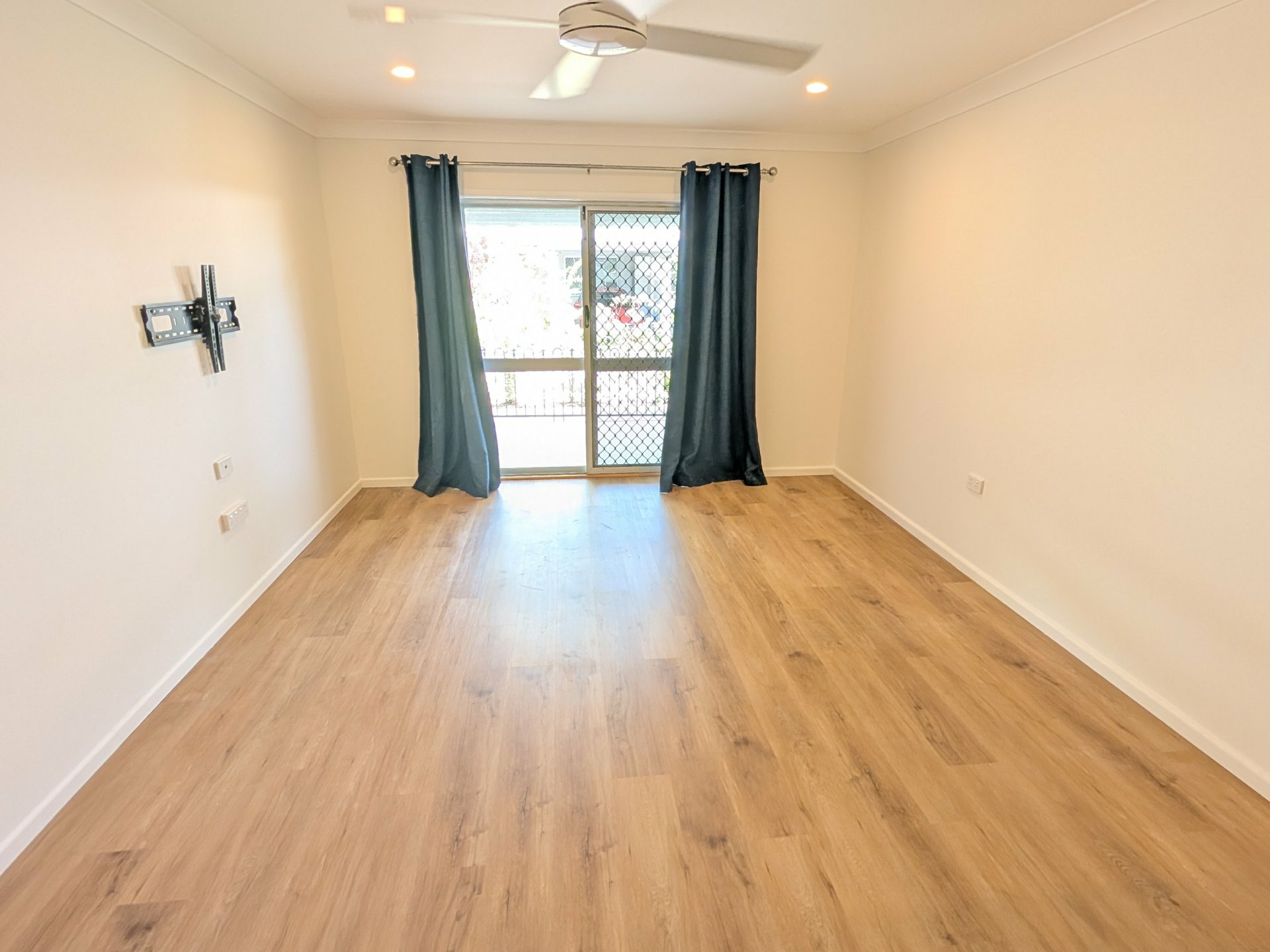 10/473 McCoombe Street, MOOROOBOOL