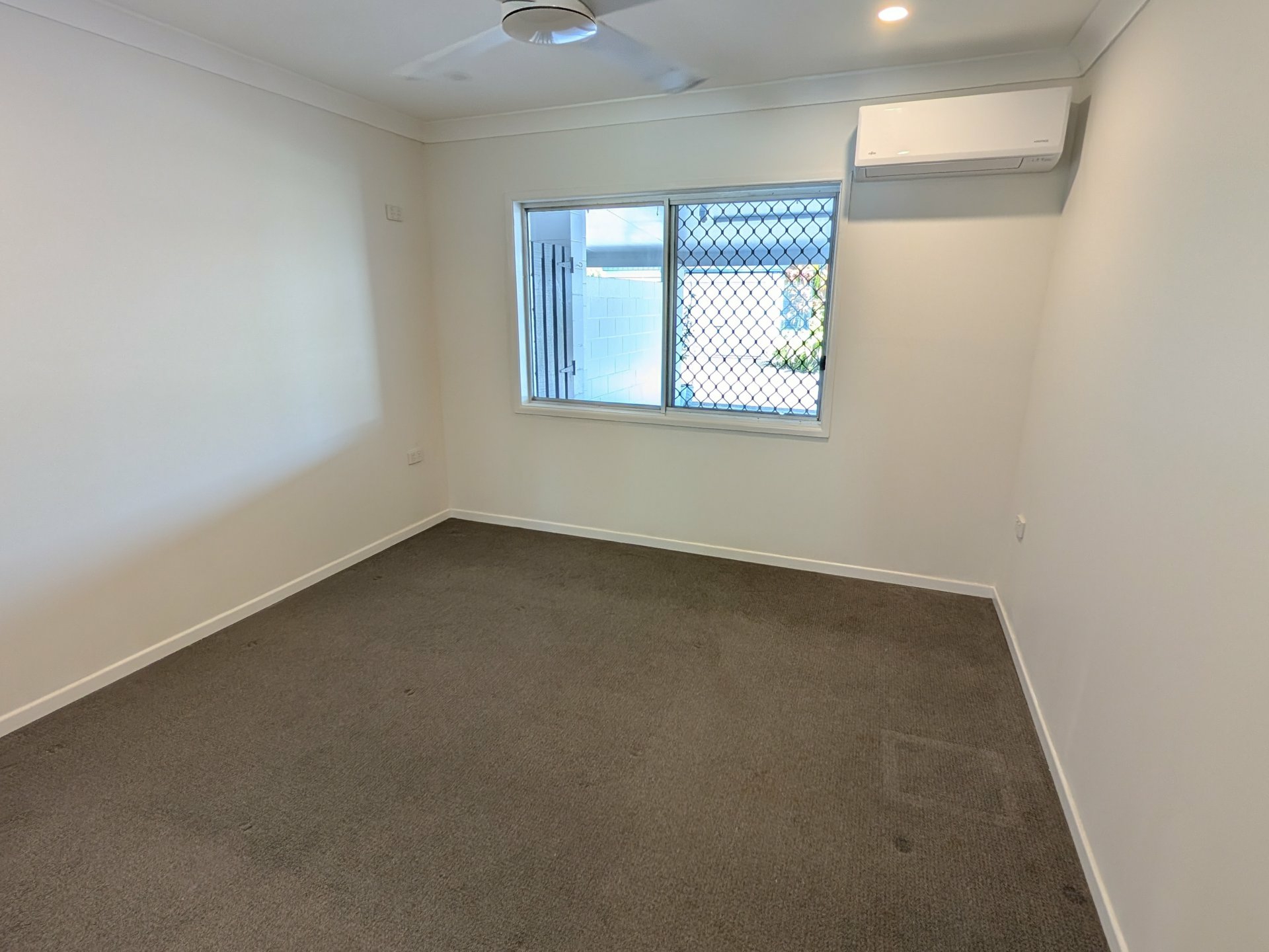 10/473 McCoombe Street, MOOROOBOOL