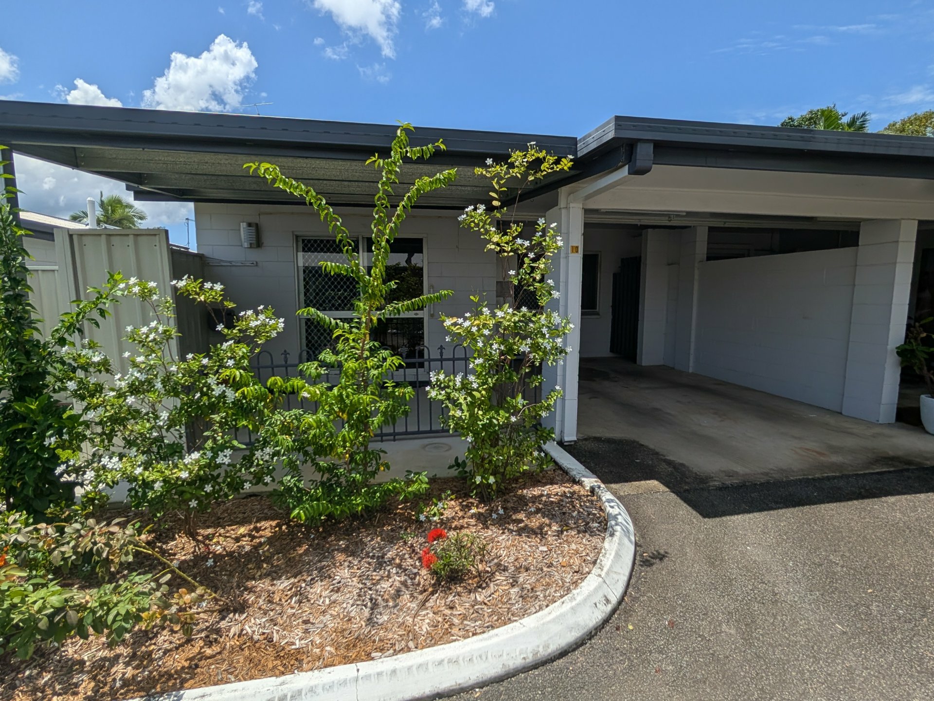 10/473 McCoombe Street, MOOROOBOOL