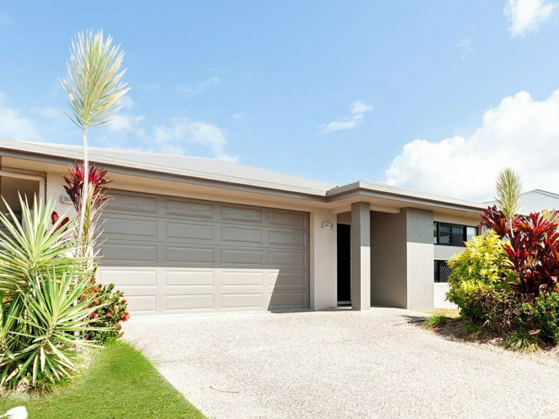 47 Hillary Drive, SMITHFIELD