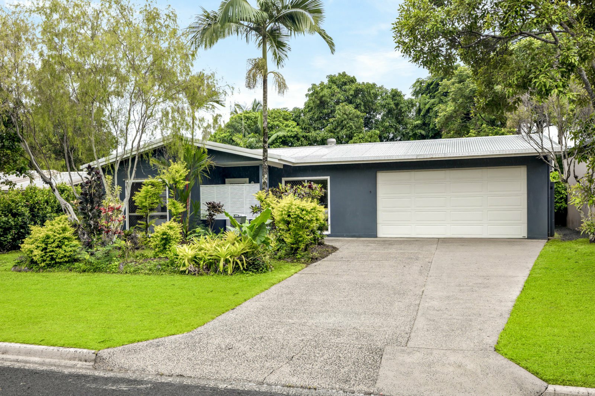 5 Lomond Close, EDGE HILL