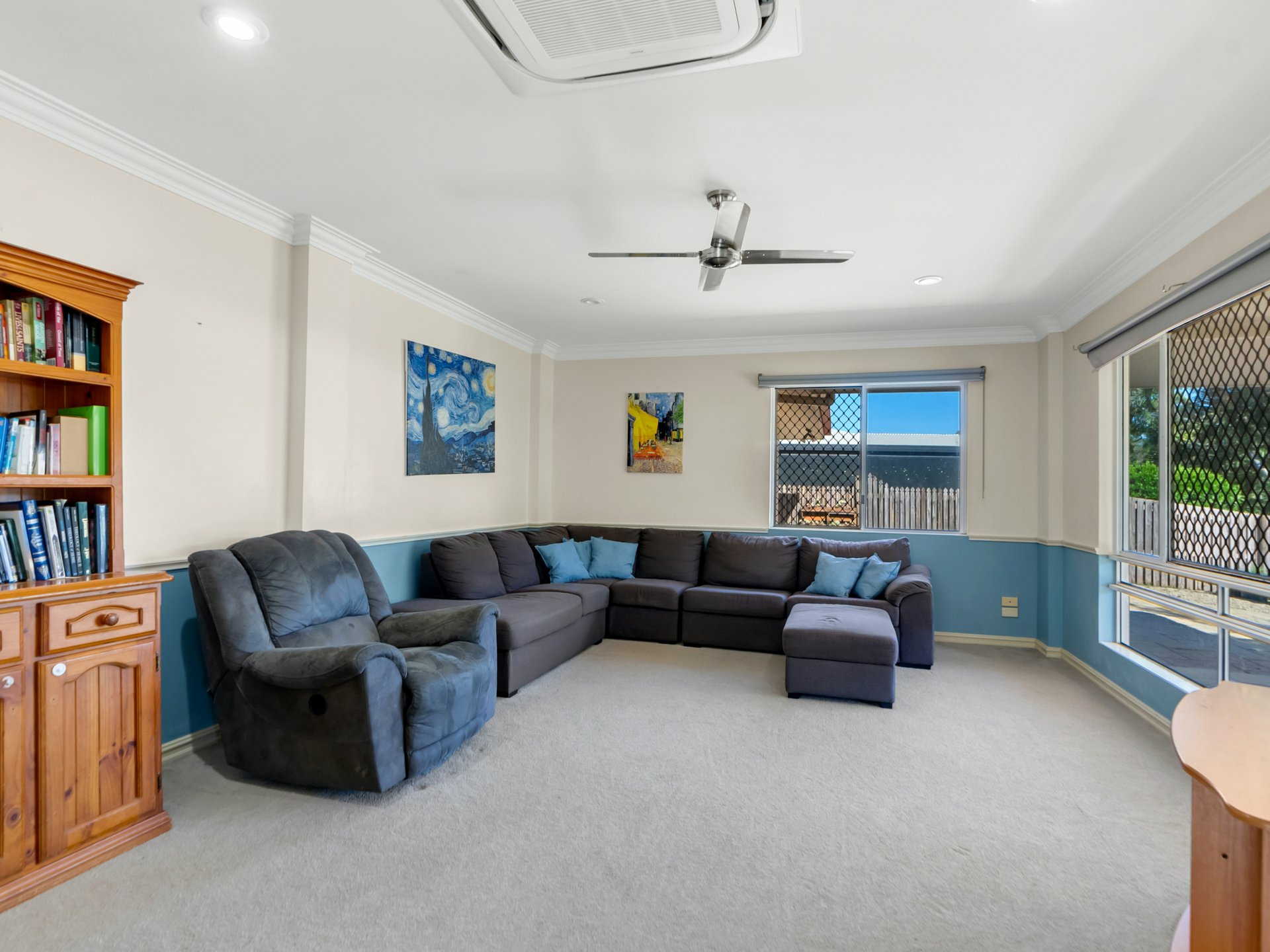 210 Robert Road, BENTLEY PARK