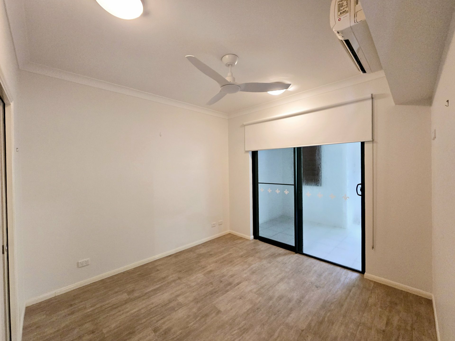 11/294 Kamerunga Road, FRESHWATER